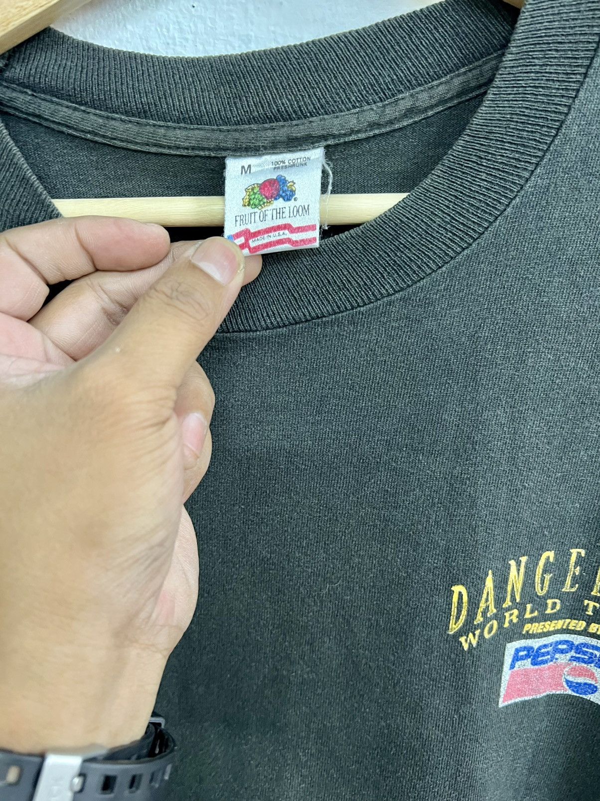 Vintage Vintage 90s Michael Jackson Dangerous World Tour Tee Size US M / EU 48-50 / 2 - 5 Thumbnail