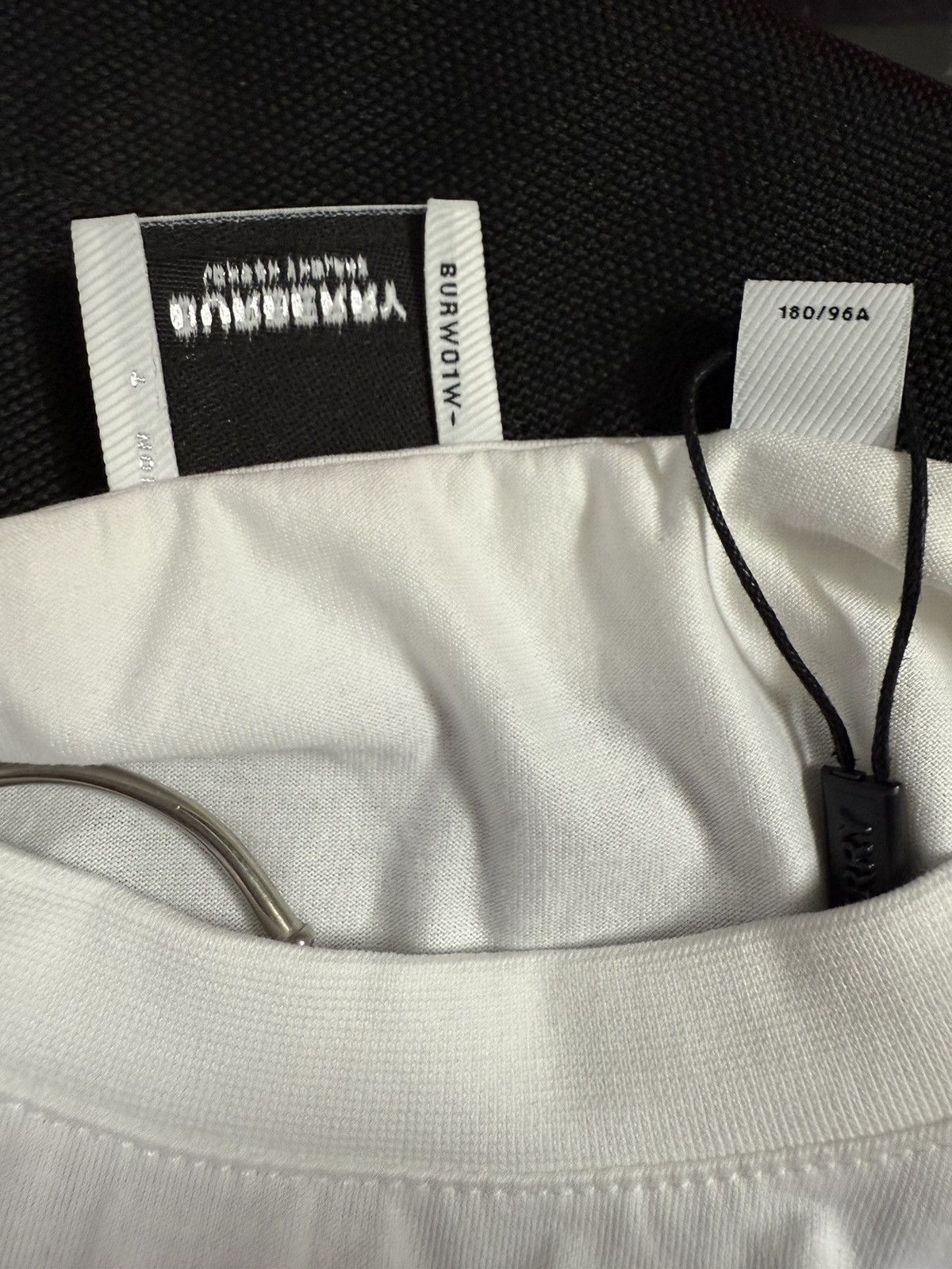 Burberry Burberry Tee circle Size US M / EU 48-50 / 2 - 10 Thumbnail