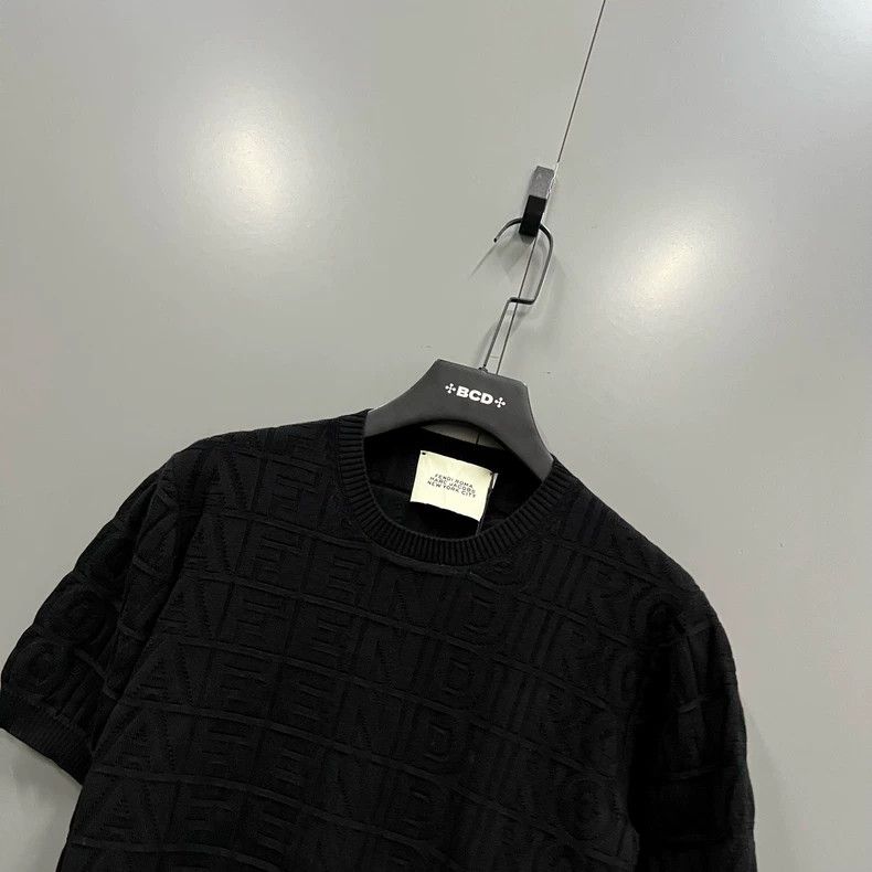 Fendi Fendi Black embossed old flower knitted short sleeves Size US S / EU 44-46 / 1 - 3 Thumbnail