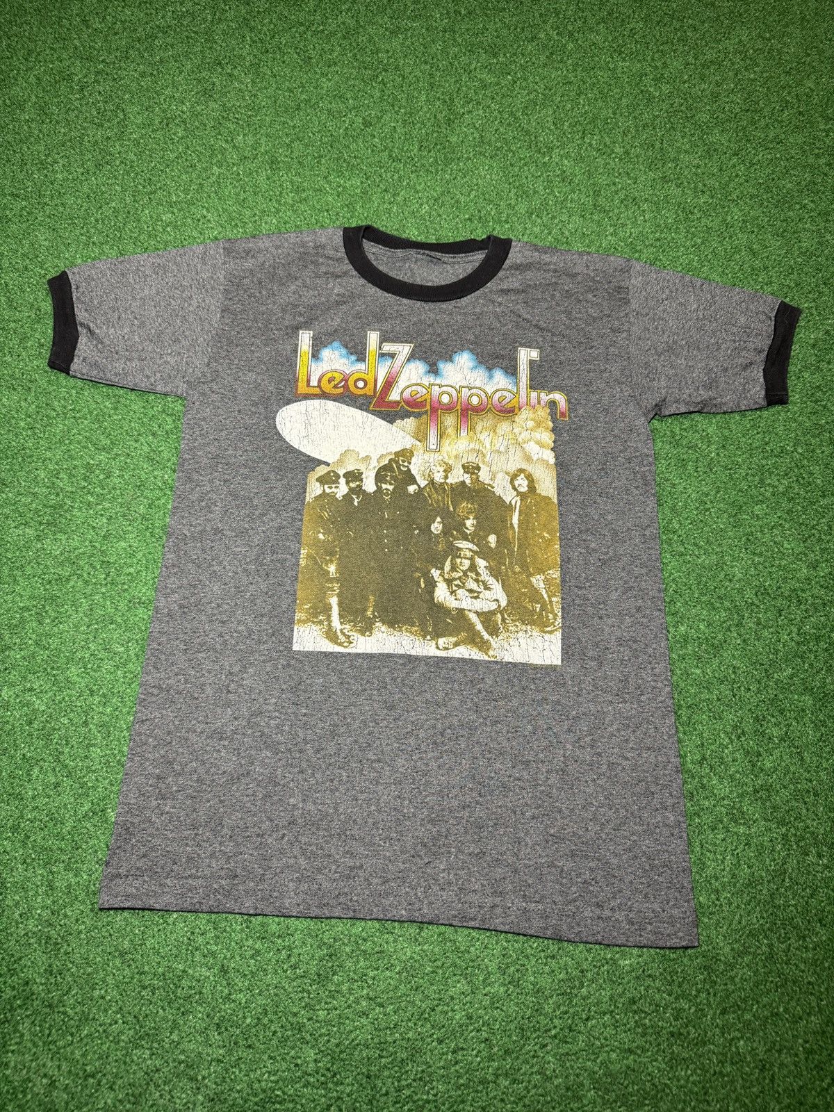 Band Tees Vintage Led Zeppelin II 90s Y2K Ringer S/M Band T Shirt Size US S / EU 44-46 / 1 - 1 Thumbnail