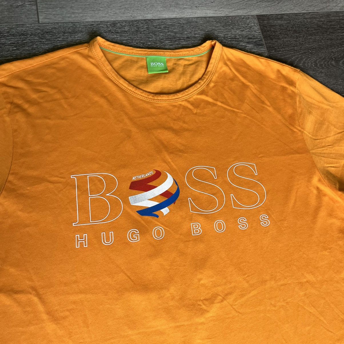 Hugo Boss Vintage 2014 Hugo Boss Netherlands Orange Boss Logo T Shirt Size US M / EU 48-50 / 2 - 1 Thumbnail