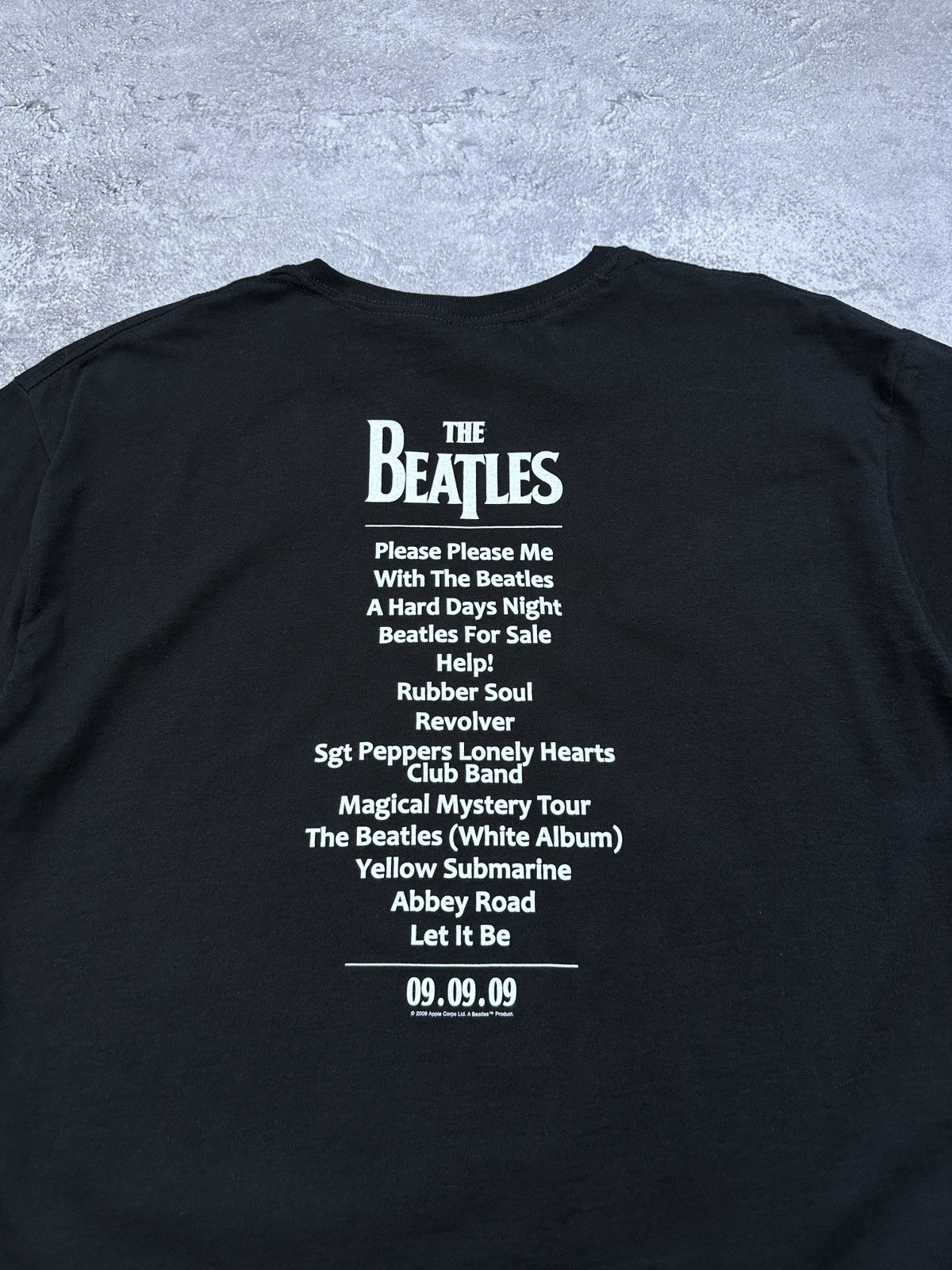Band Tees The Beatles T-Shirt 2009 Men’s Tee 09.09.09 Size US L / EU 52-54 / 3 - 8 Thumbnail