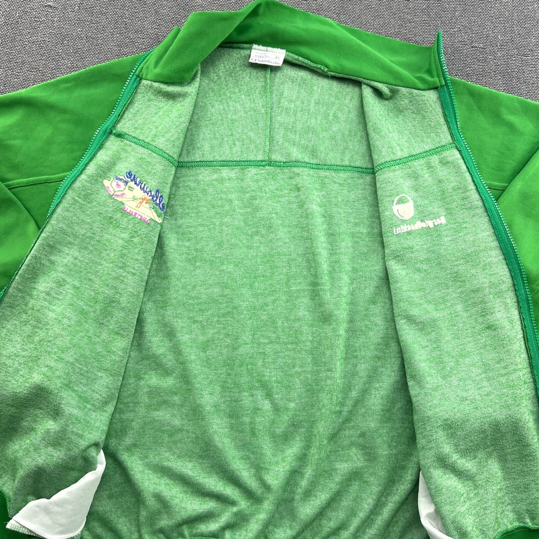 Sergio Tacchini VINTAGE Sergio Tacchini Tennis Jacket 48 Australia Club Green Full Zip Men Jacket Size 48 Black? Size US M / EU 48-50 / 2 - 6 Thumbnail