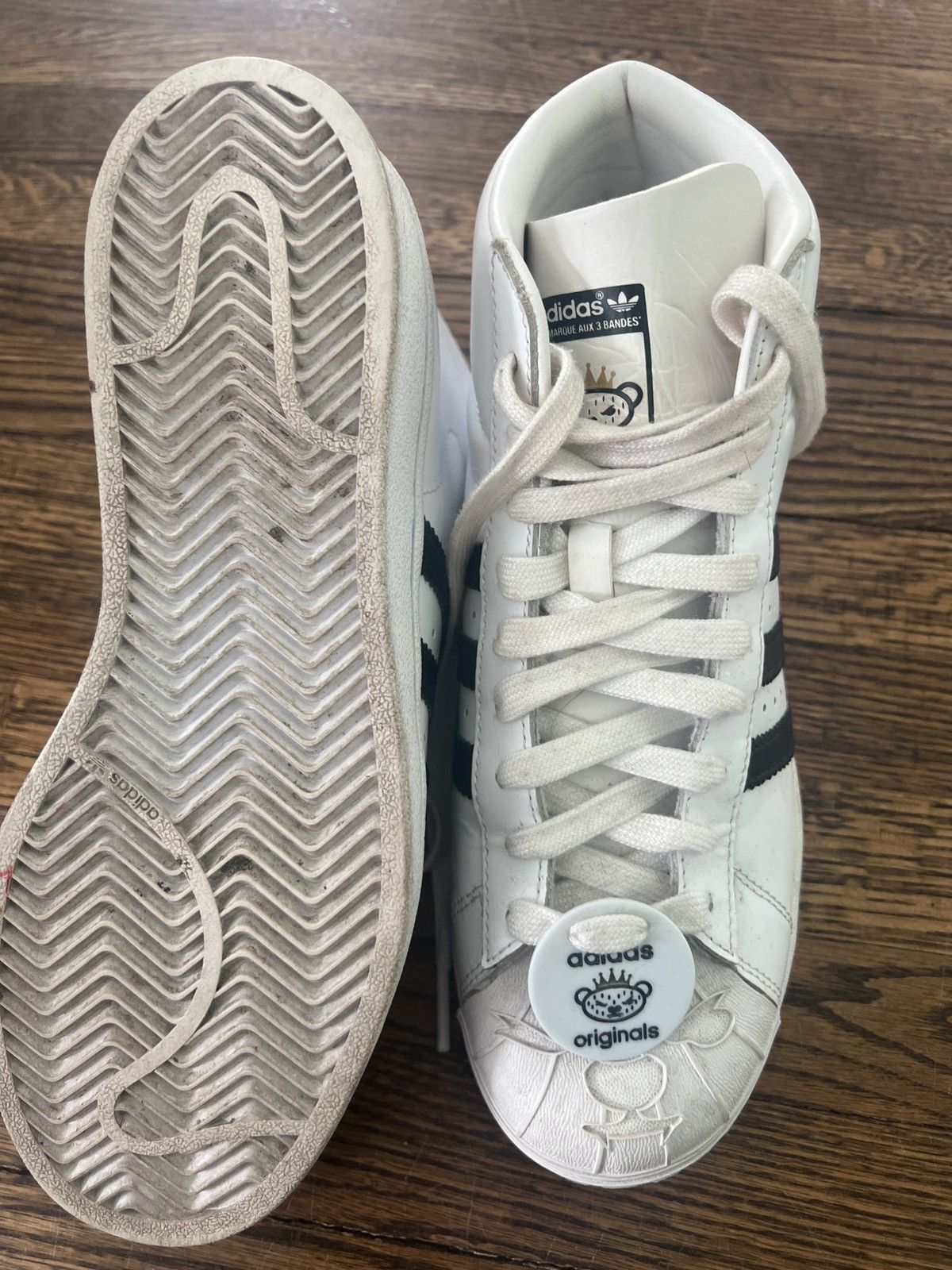 Adidas 2015 Adidas Nigo Pro Model Bearfoot White Men US 6/Women 7 Size US 6 / EU 39 - 2 Thumbnail