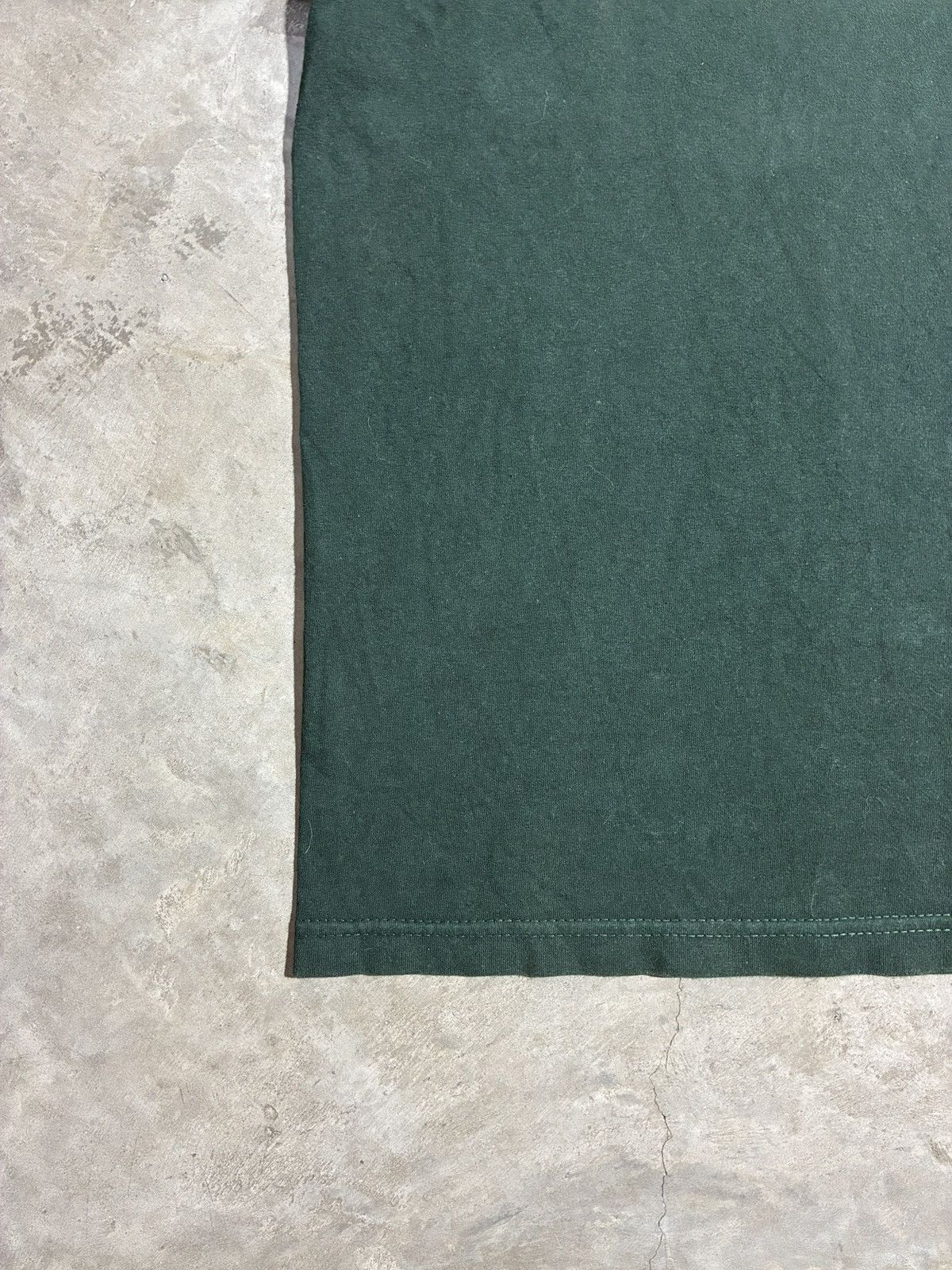 World Industries Vintage World Industries Dark Green T Shirt Made in USA XL Size US XL / EU 56 / 4 - 6 Thumbnail