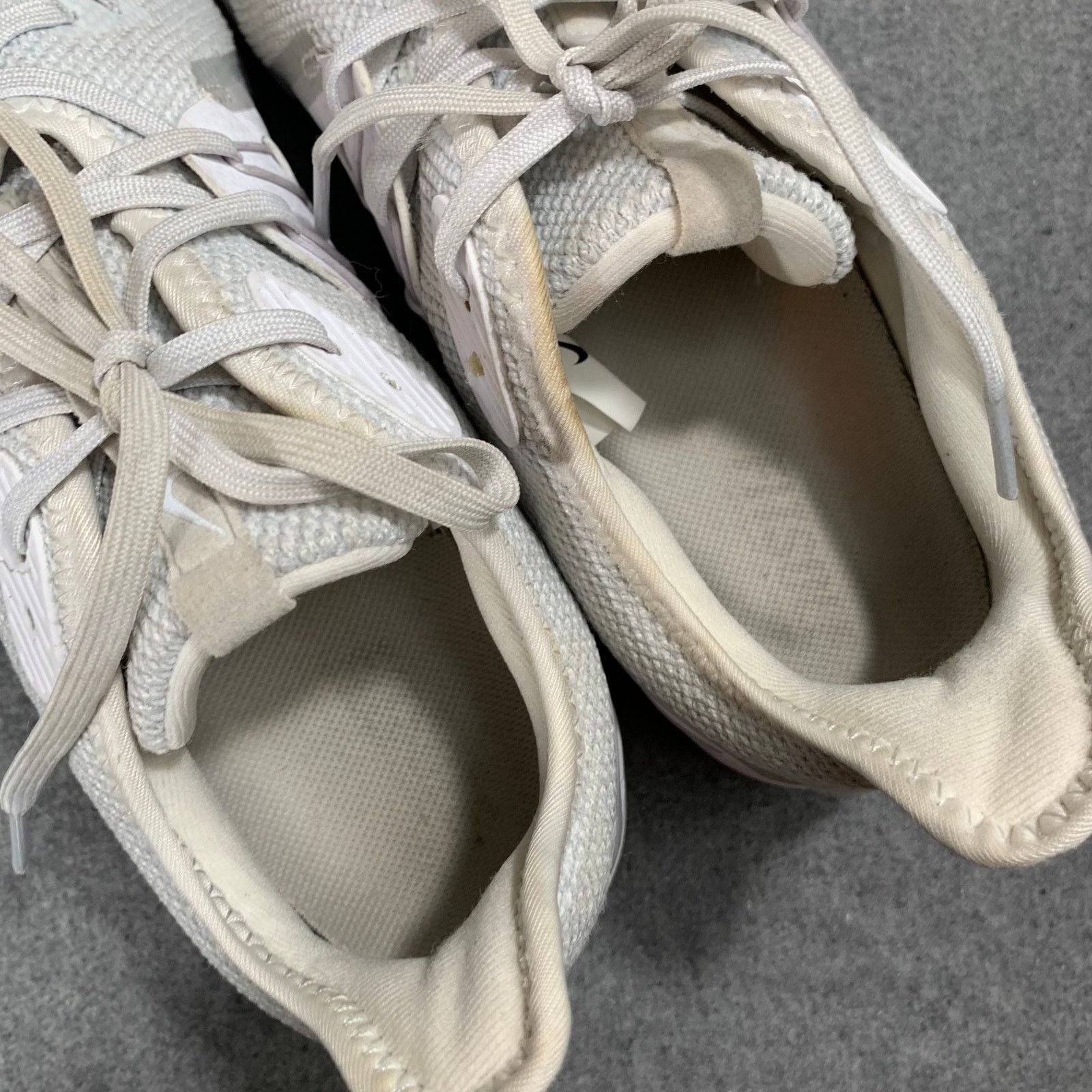 Nike Nike Air Max Sequent 3 Womens Size 11 White Athletic Shoes Size US 11 / IT 41 - 15 Thumbnail