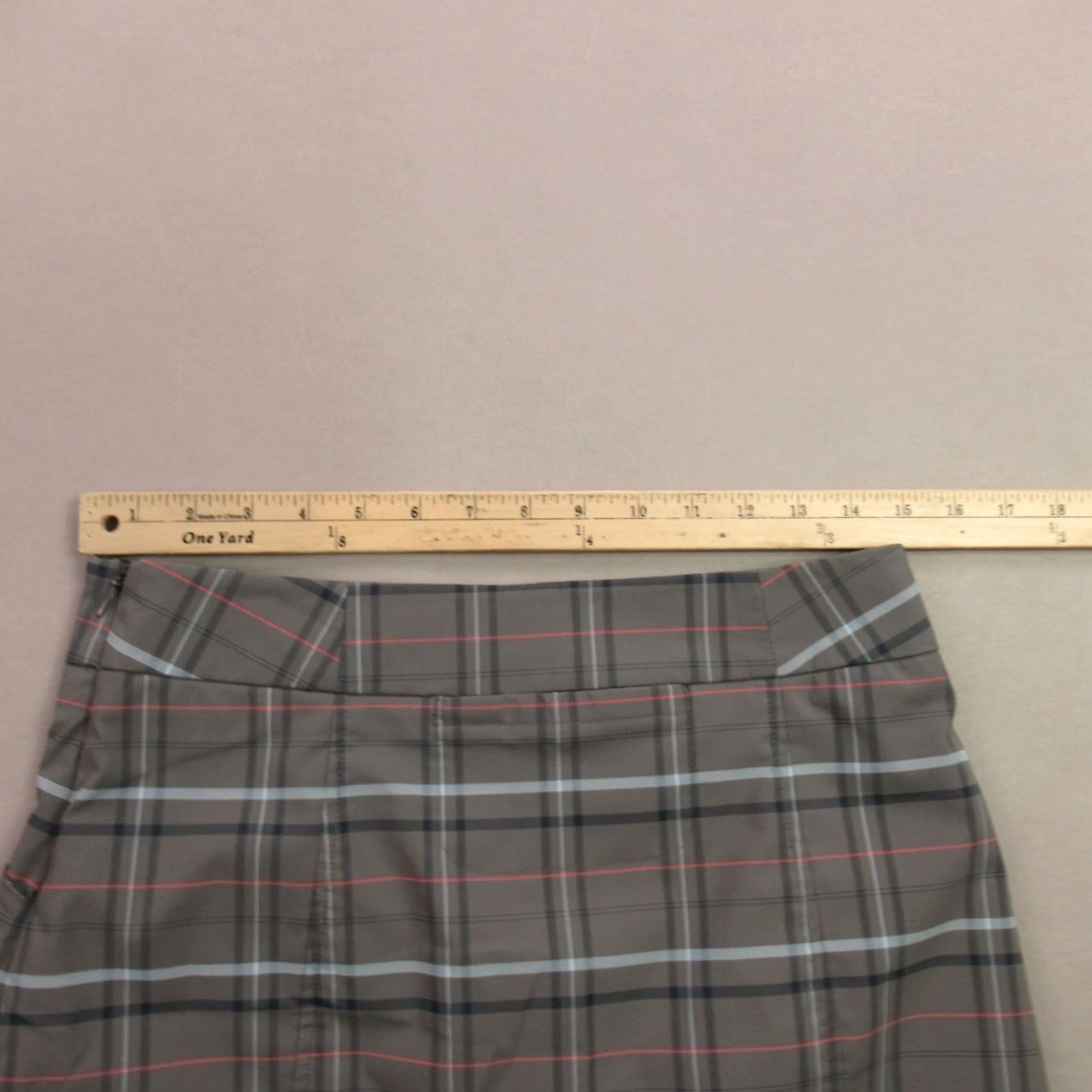 Oakley Oakley Skirt Womens 4 Plaid Midi Midi Skirt Lightweight Outdoor Casual Travel Logo Pockets Gray Knit Polyester Spandex Size 27" / US 4 / IT 40 - 6 Thumbnail