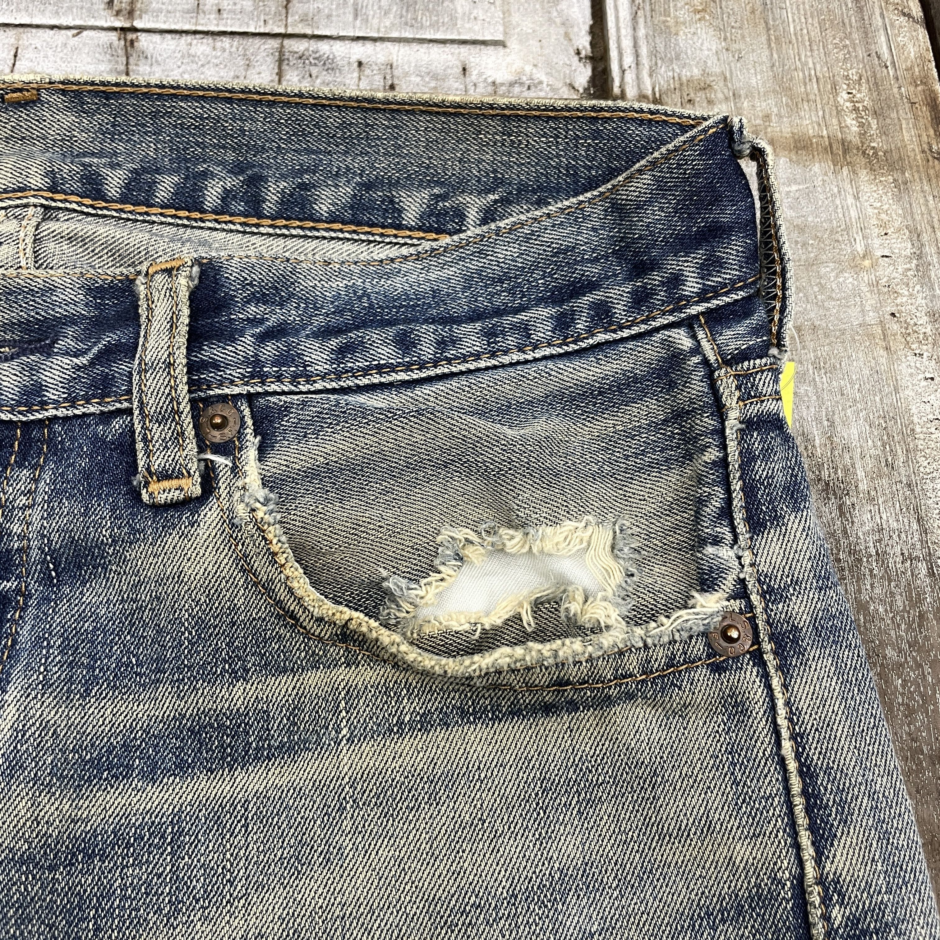 Levi's × Vintage Vintage Levi's 505 Faded Distressed Jeans - WC329 Size US 30 / EU 46 - 7 Thumbnail
