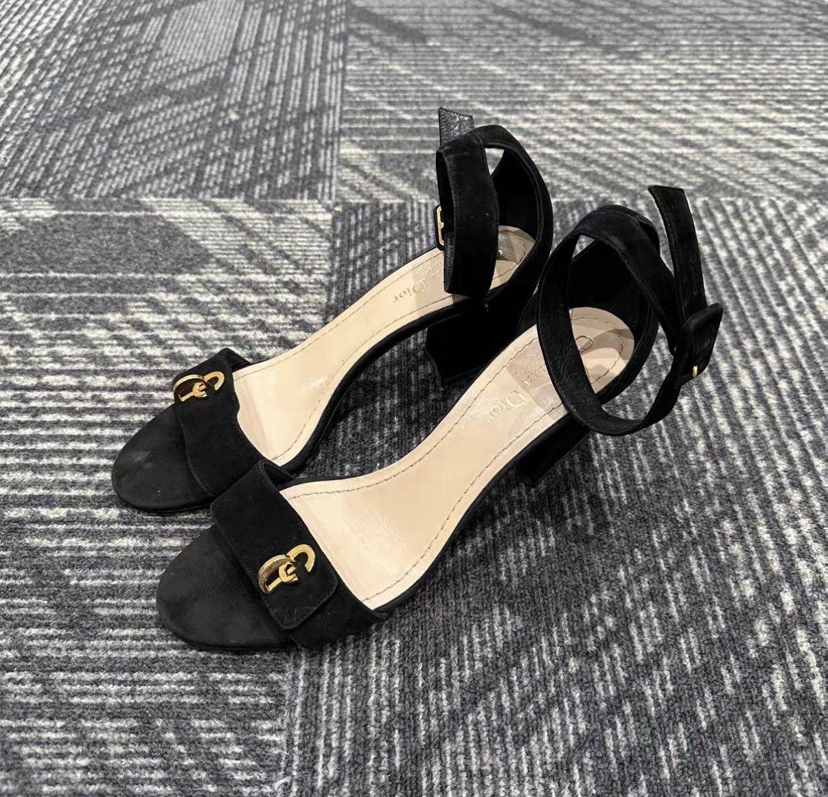 Dior Dior Velvet High Heels J42 Size US 9 / IT 39 - 1 Thumbnail