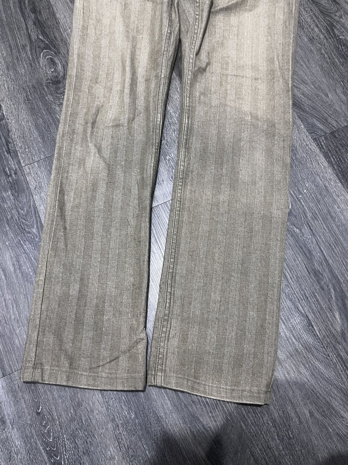 Le Grande Bleu (L.G.B.) LGB Inspired Back Number Faded Knee Trash Stripe Denim Size US 30 / EU 46 - 2 Thumbnail