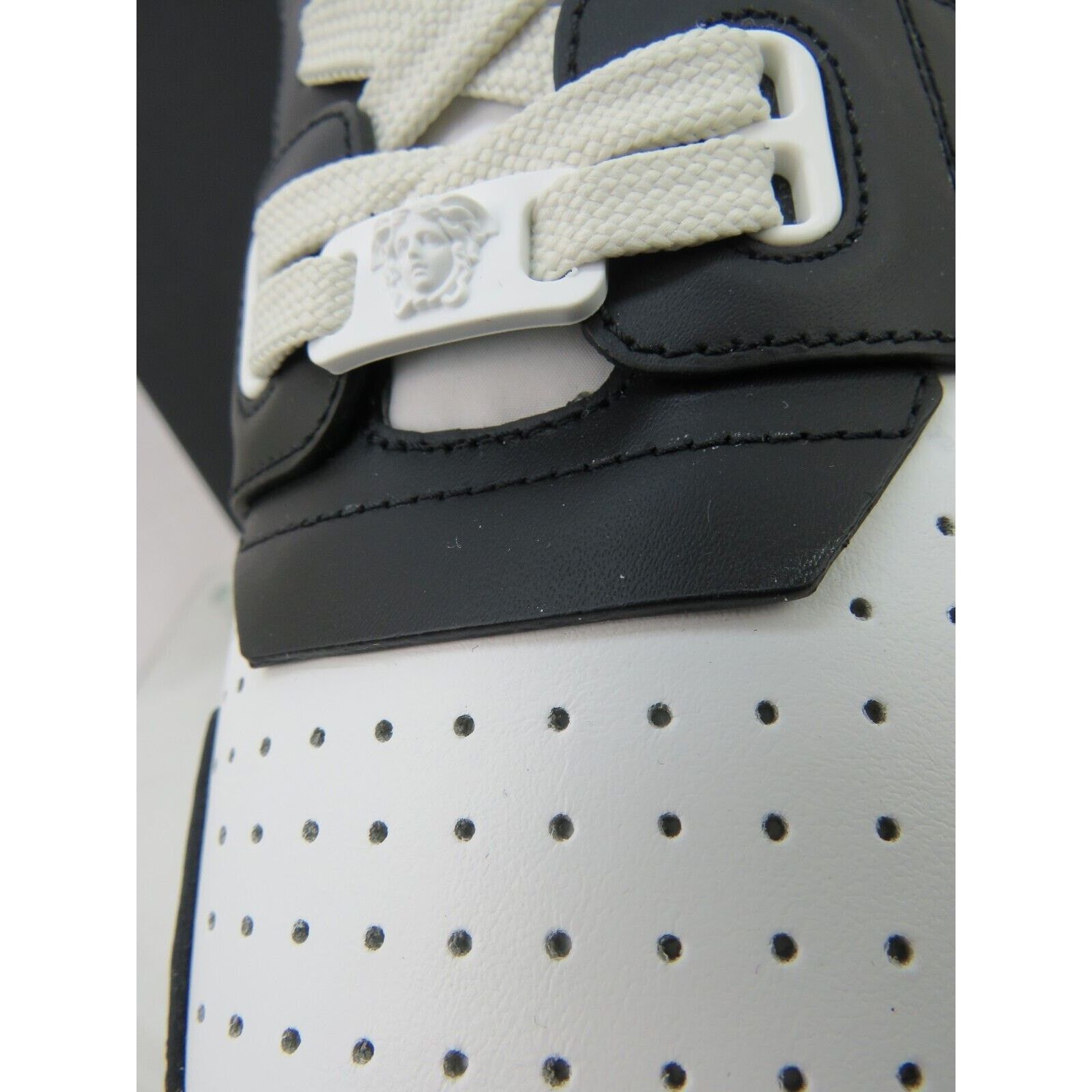 Versace VERSACE BLACK WHITE LEATHER MEDUSA SNEAKERS US 12.5 45.5 IT Size US 12.5 / EU 45-46 - 6 Thumbnail