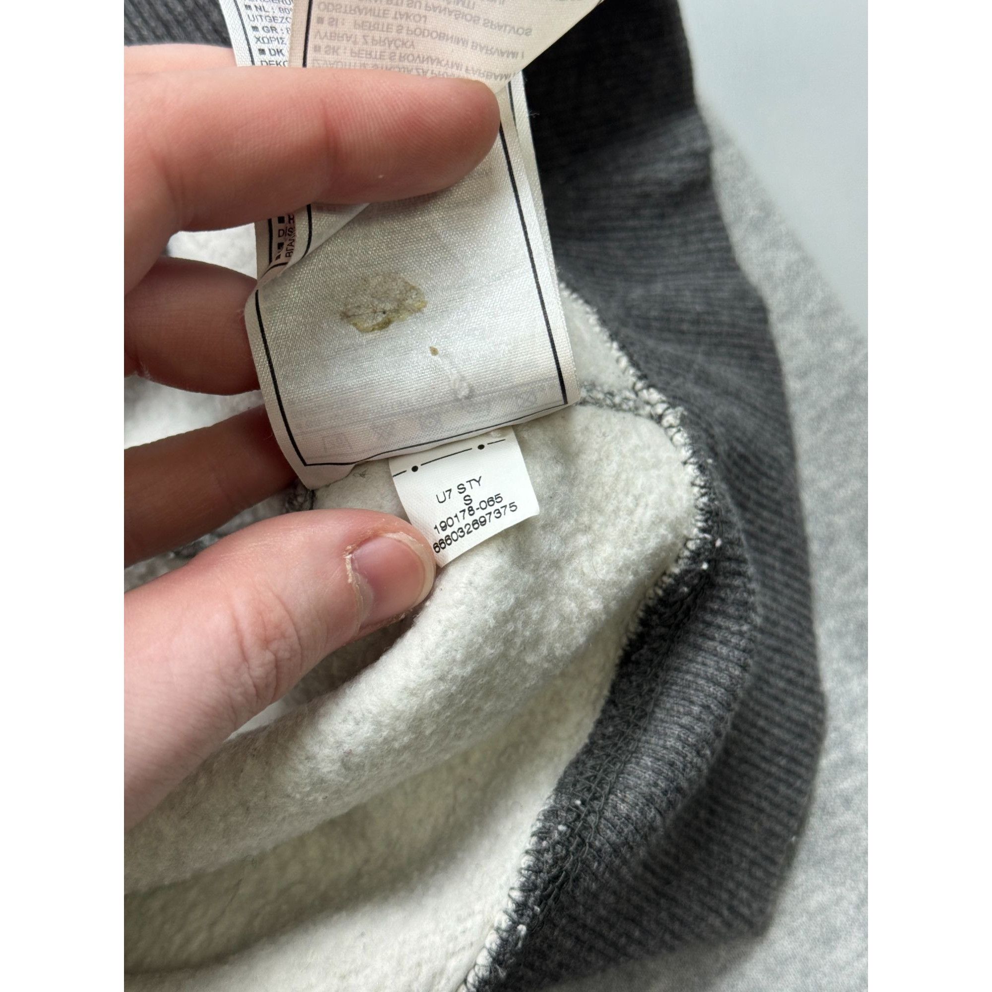 Nike Nike Y2K Gray Sweatshirt (Y1185) Size US S / EU 44-46 / 1 - 7 Thumbnail