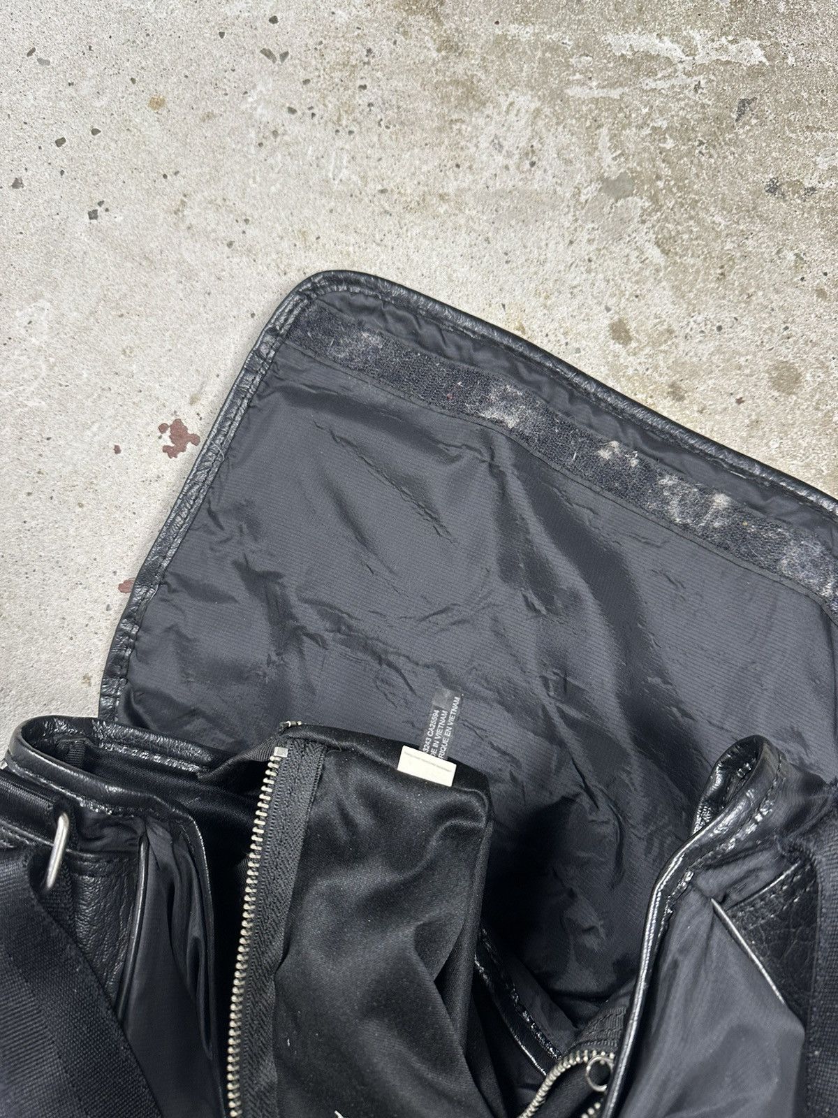 Diesel Vintage Y2K Diesel Black Shoulder Messenger Bag Size ONE SIZE - 11 Thumbnail