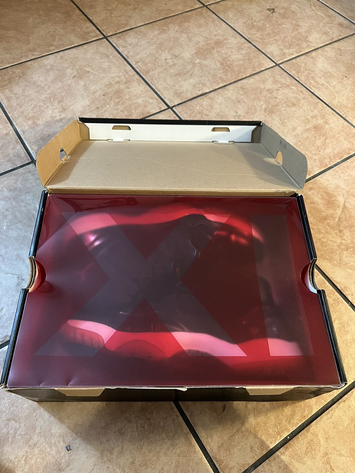 Jordan Brand Jordan Bred 11 Size US 10.5 / EU 43-44 - 7 Thumbnail