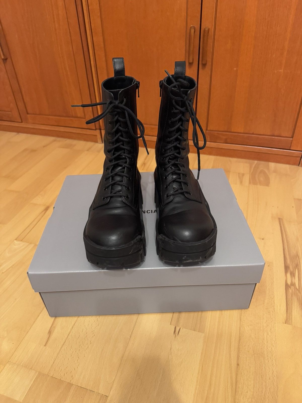 Balenciaga Balenciaga Bulldozer Triple Black Size US 6 / EU 39 - 7 Thumbnail