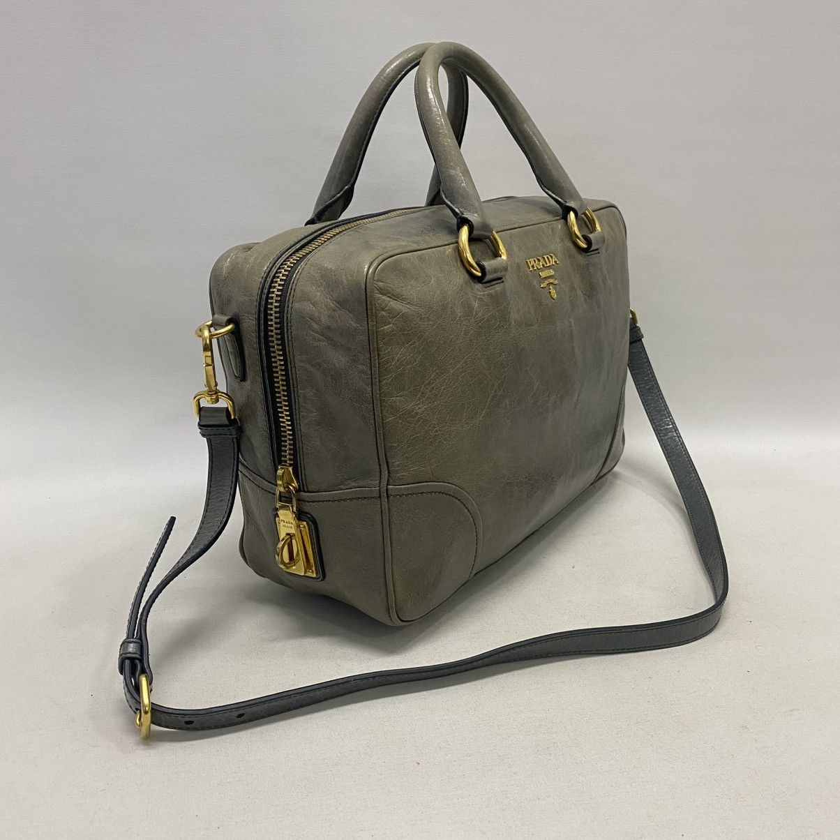 Prada ‼️LASTDROP‼️ PRADA GREY VITELLO SHINE BOULETTO BAG 2 WAY Size ONE SIZE - 2 Thumbnail