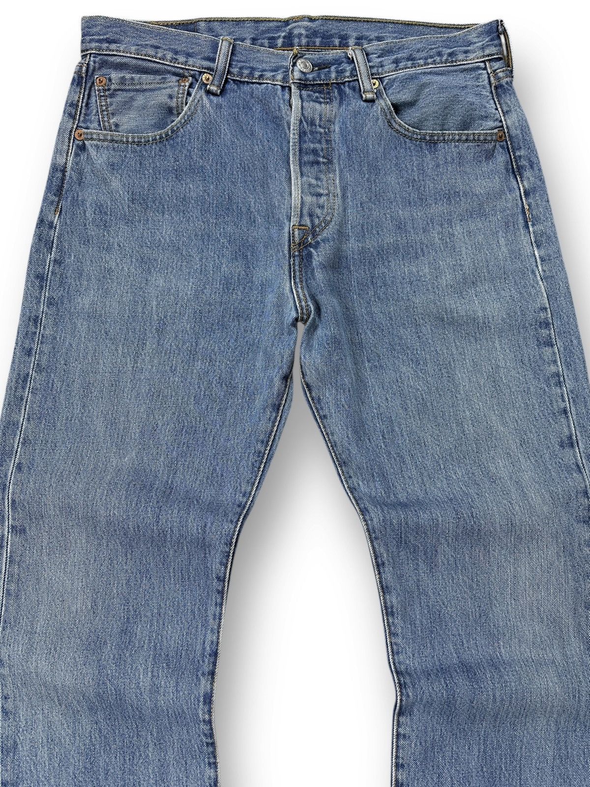 Levi's Vintage Levis 501 Jeans Washed Blue Denim Men’s Size W32 L32 Size US 32 / EU 48 - 10 Thumbnail