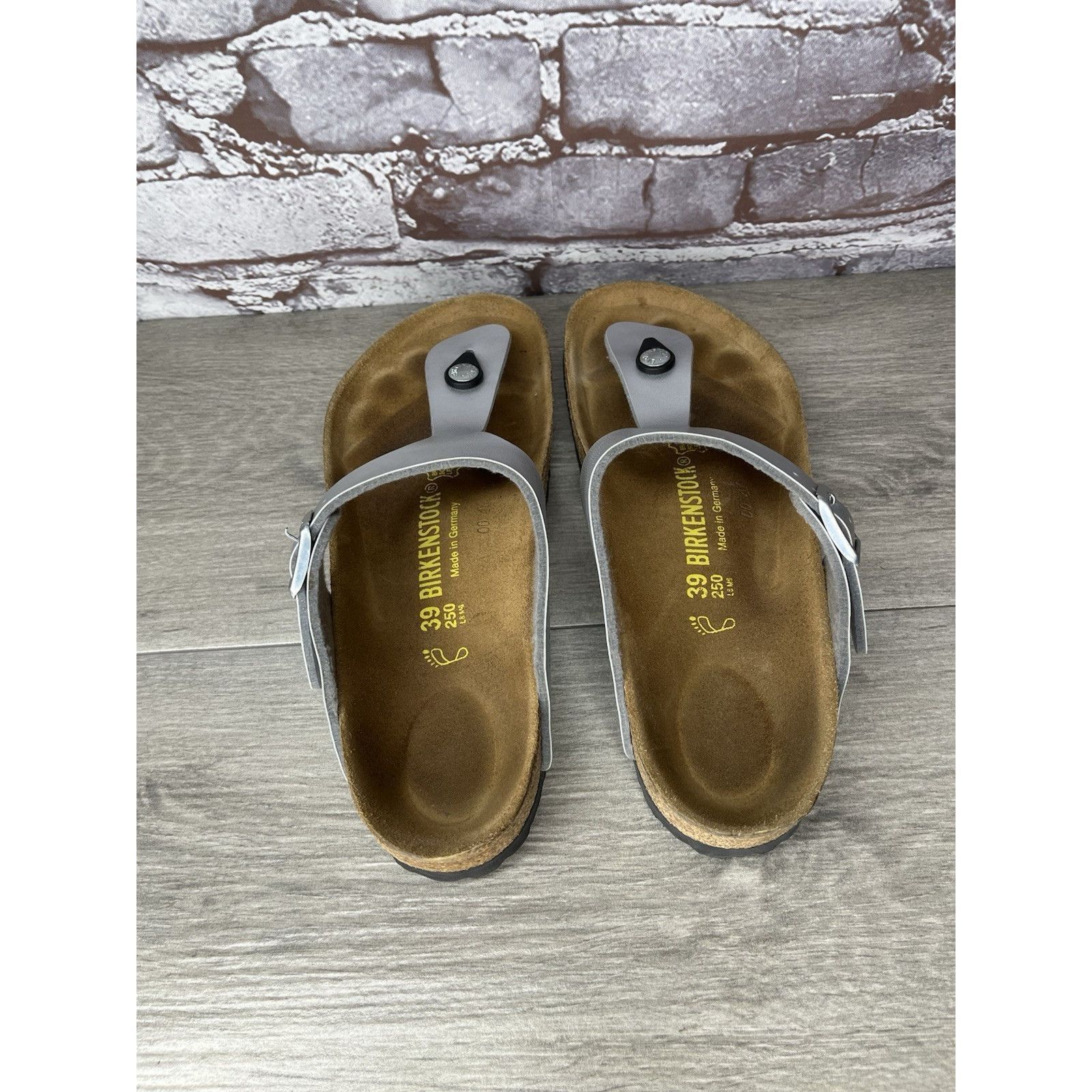 Birkenstock Birkenstock Gizeh Silver Birko Flor Leather Thong Sandals Wo Size US 8 / IT 38 - 5 Thumbnail
