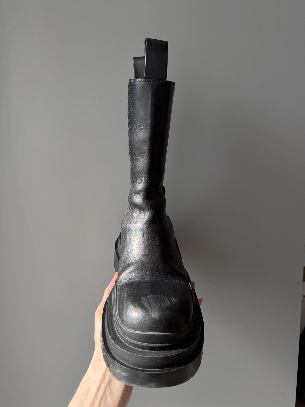 Bottega Veneta Bottega Veneta Tire Chelsea Leather Black Boots Size US 6 / IT 36 - 2 Thumbnail