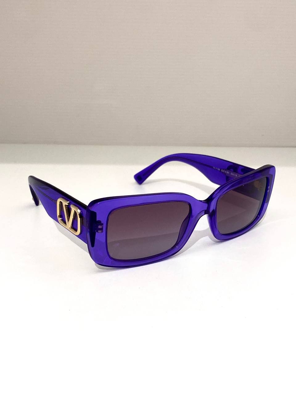 Valentino Valentino V Logo Signature Rectangular Oversized Sunglasses Size ONE SIZE - 2 Thumbnail