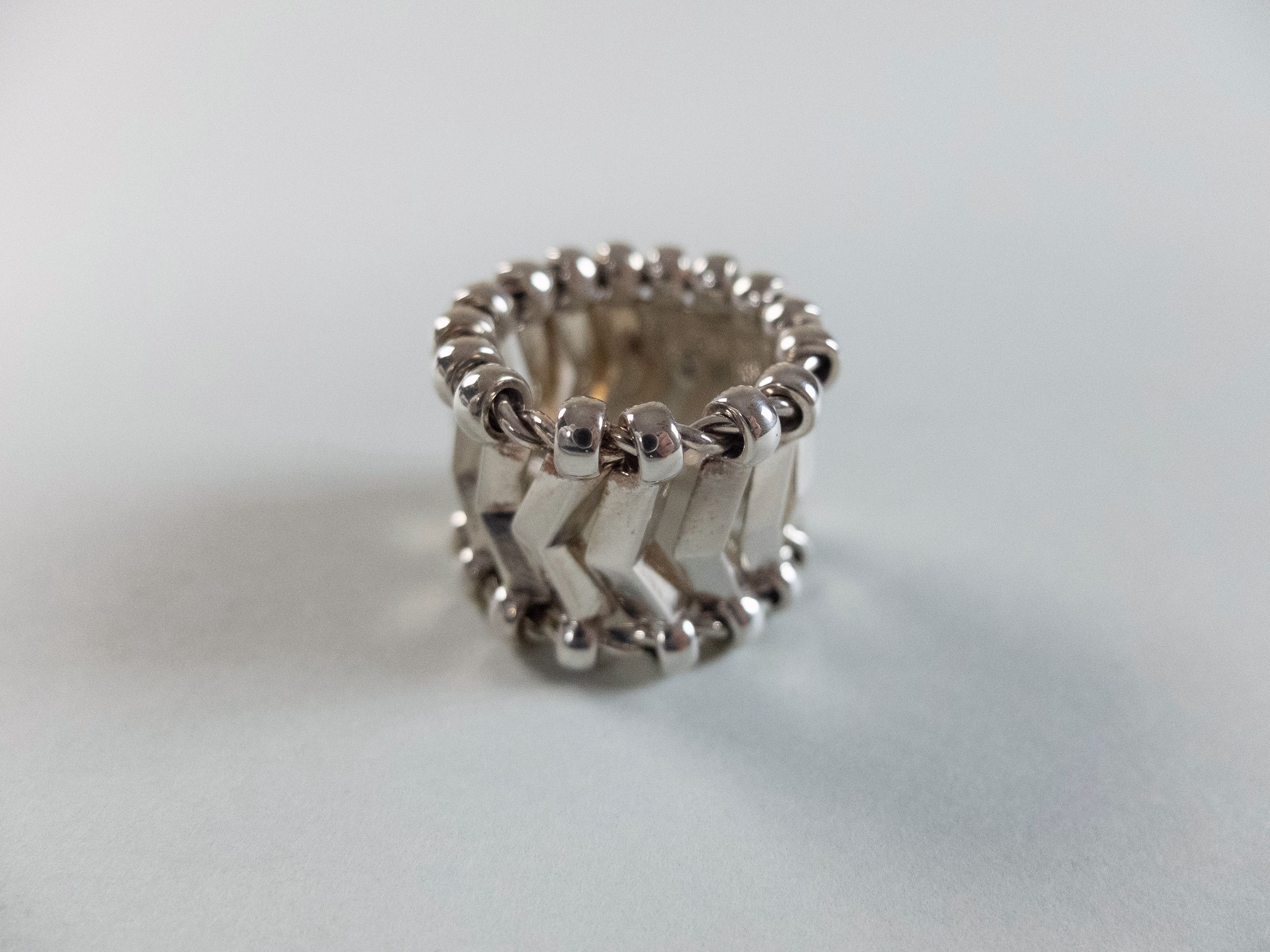 Bottega Veneta BOTTEGA VENETA Chevron silver sculptural band ring Size 15 q Size ONE SIZE - 4 Thumbnail