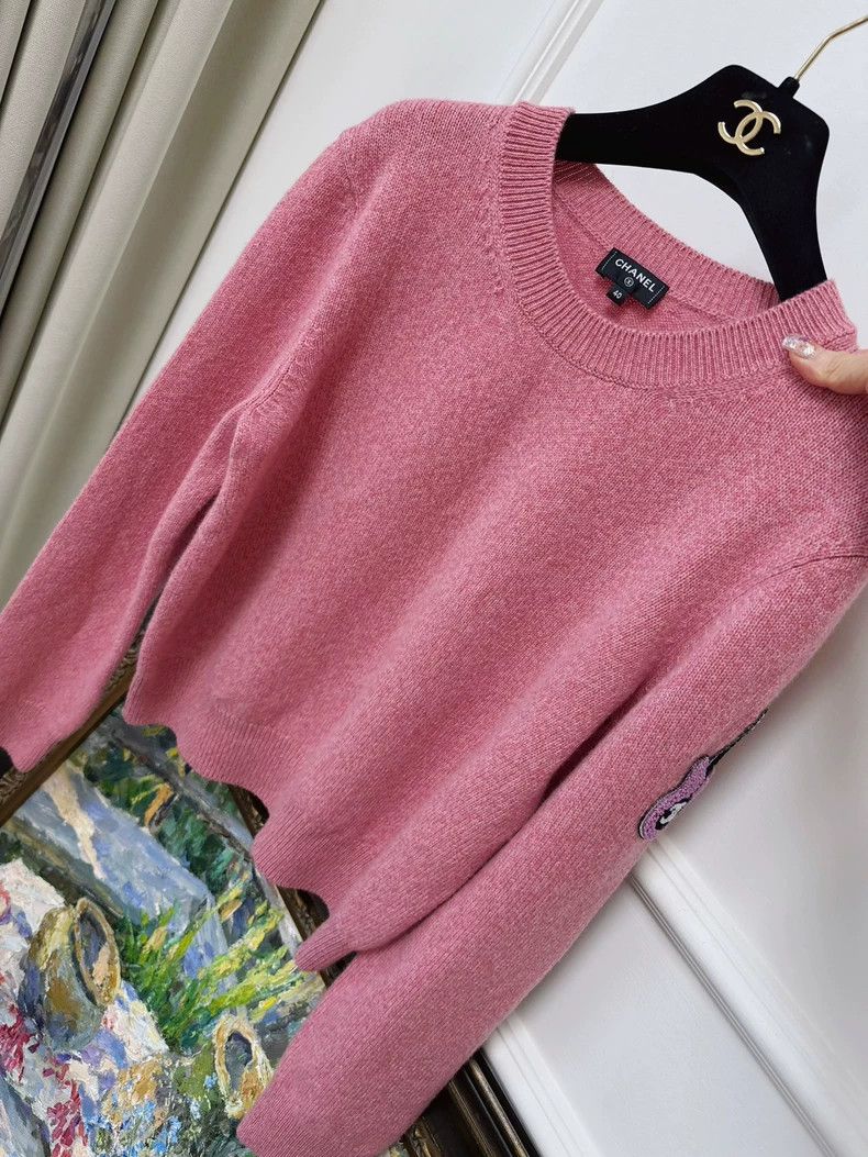 Chanel Chanel 24A pink guitar badge round-neck knitted sweater Size S / US 4 / IT 40 - 2 Thumbnail