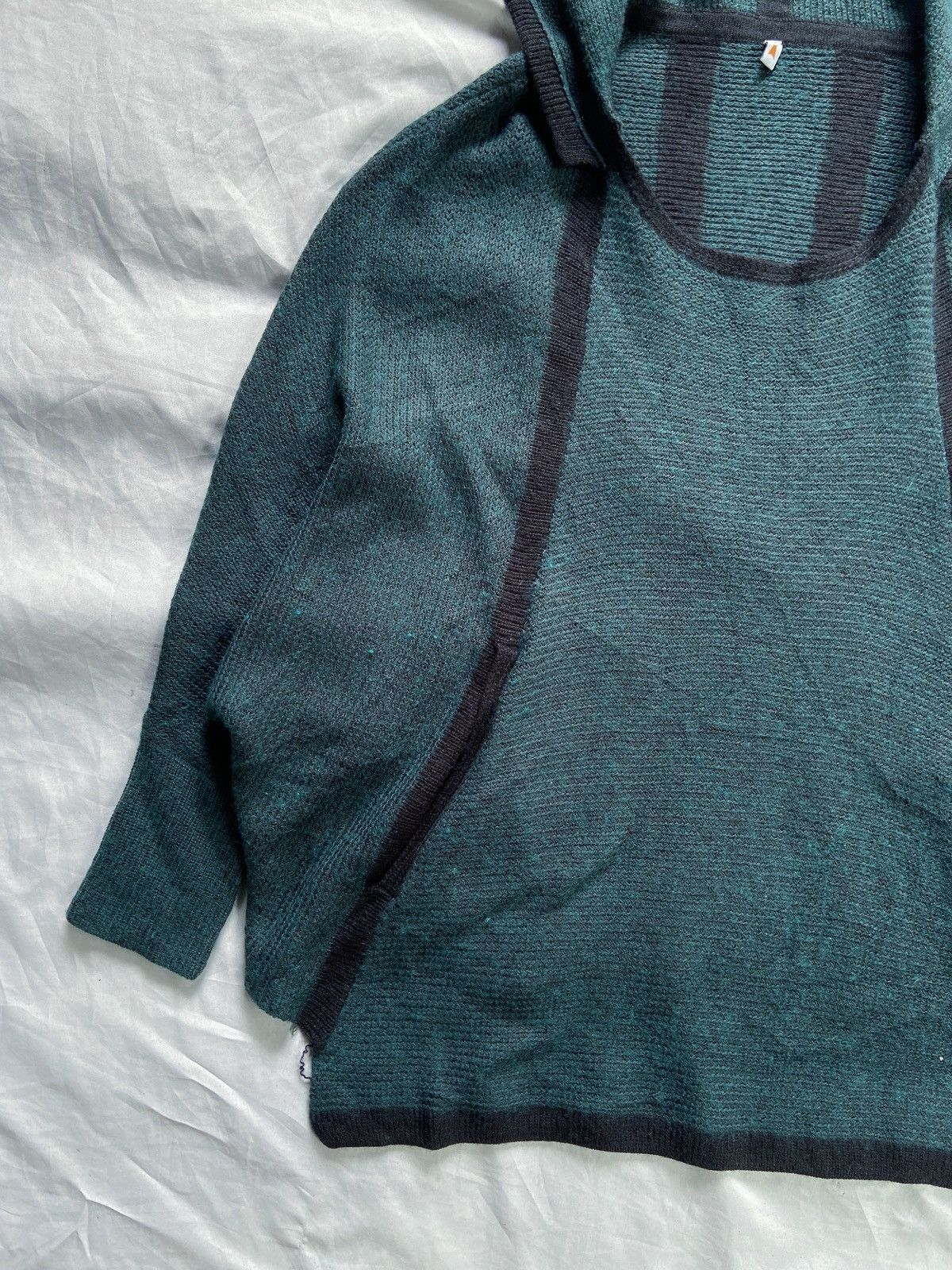 Cop Copine COP COPINE PORTUGAL PONCHO ARCHIVE KNIT Size L / US 10 / IT 46 - 3 Thumbnail