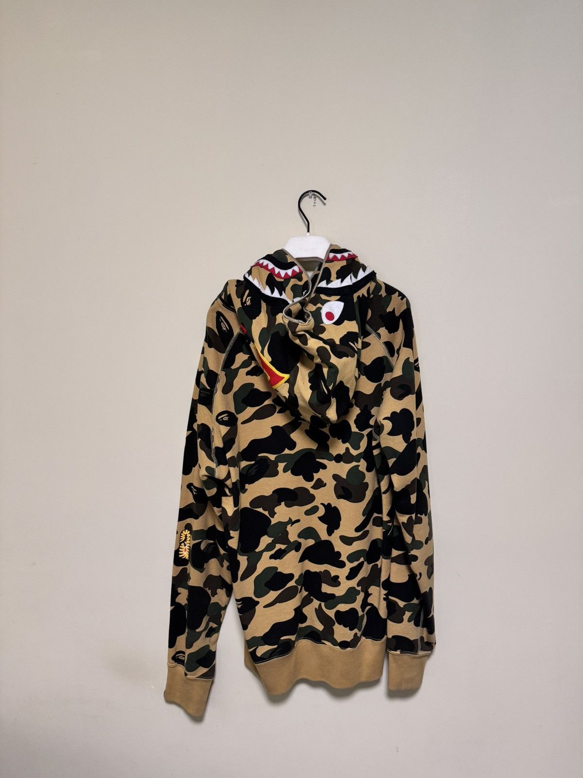 Bape A Bathing Ape Ultimate 1st Camo PONR Shark Half Zip Raglan Size US XL / EU 56 / 4 - 2 Thumbnail