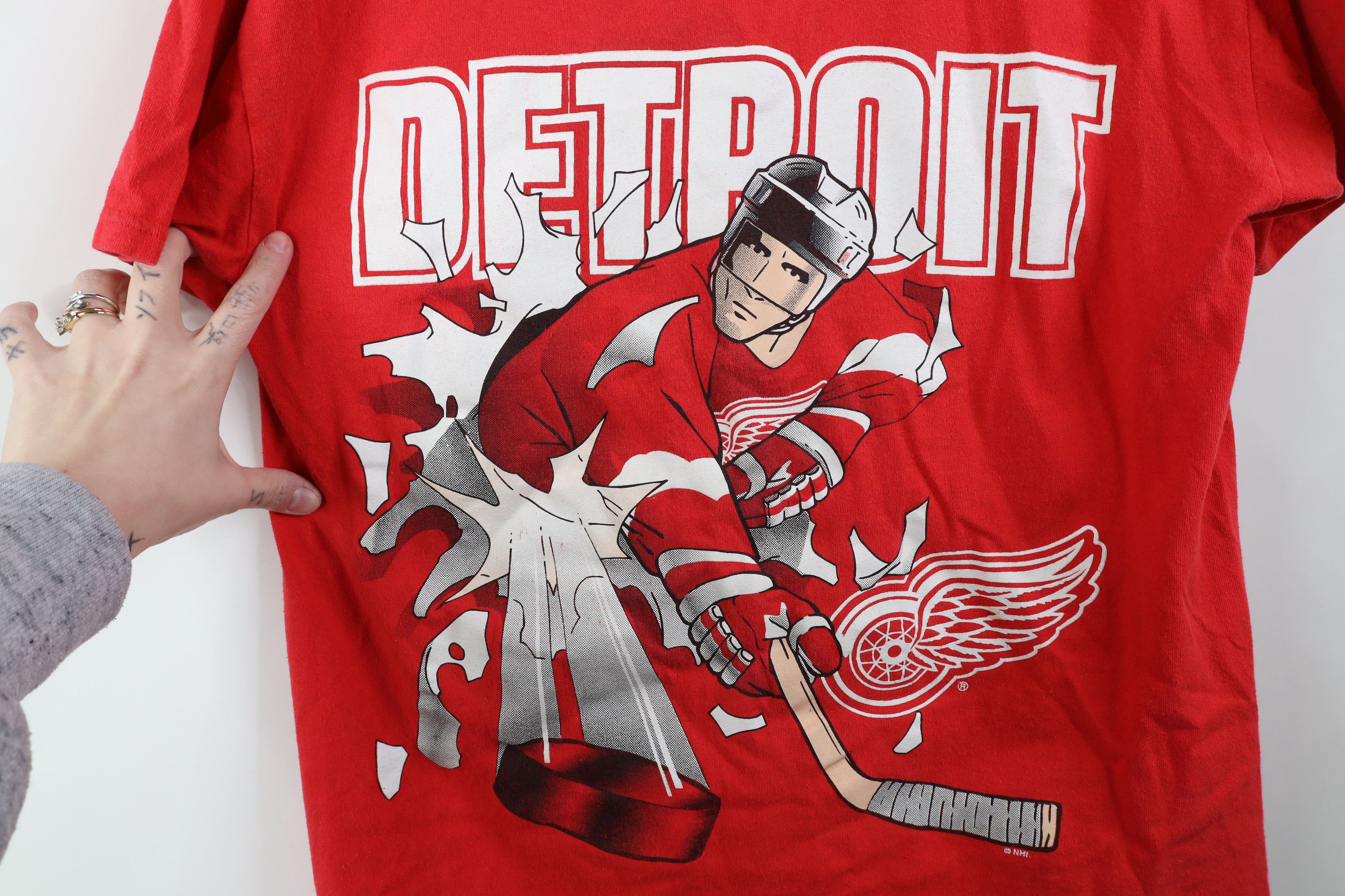 Vintage Vintage 90s Detroit Red Wings Hockey Break Through T-Shirt Size US M / EU 48-50 / 2 - 4 Thumbnail