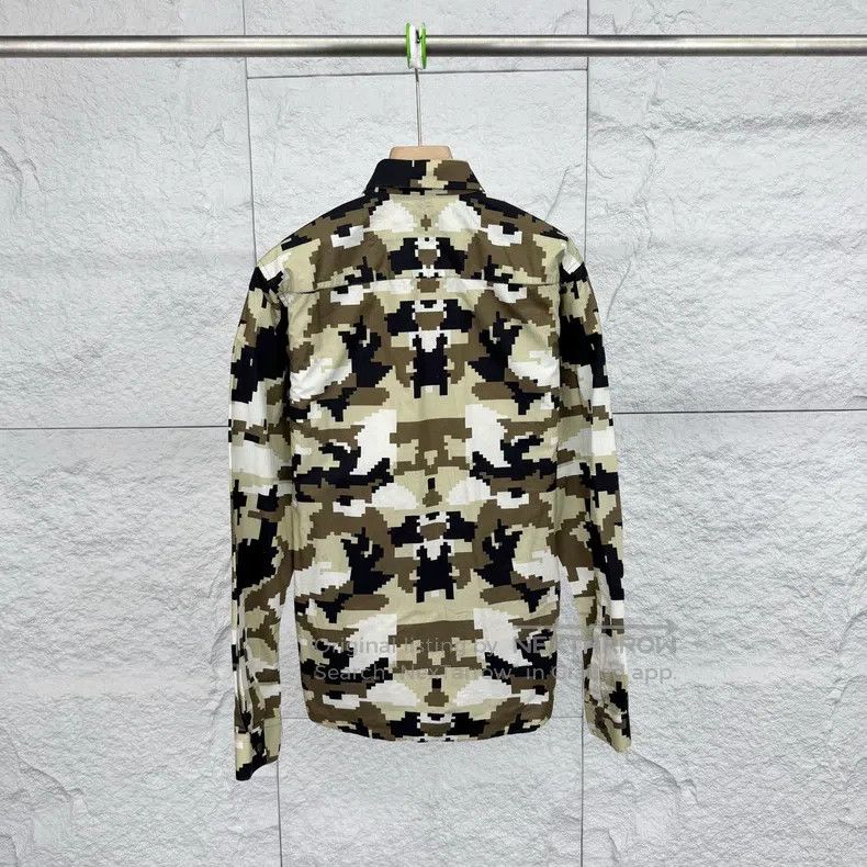 Givenchy Givenchy Pixel Camouflage Long Sleeve Collar Shirt Size US M / EU 48-50 / 2 - 2 Thumbnail