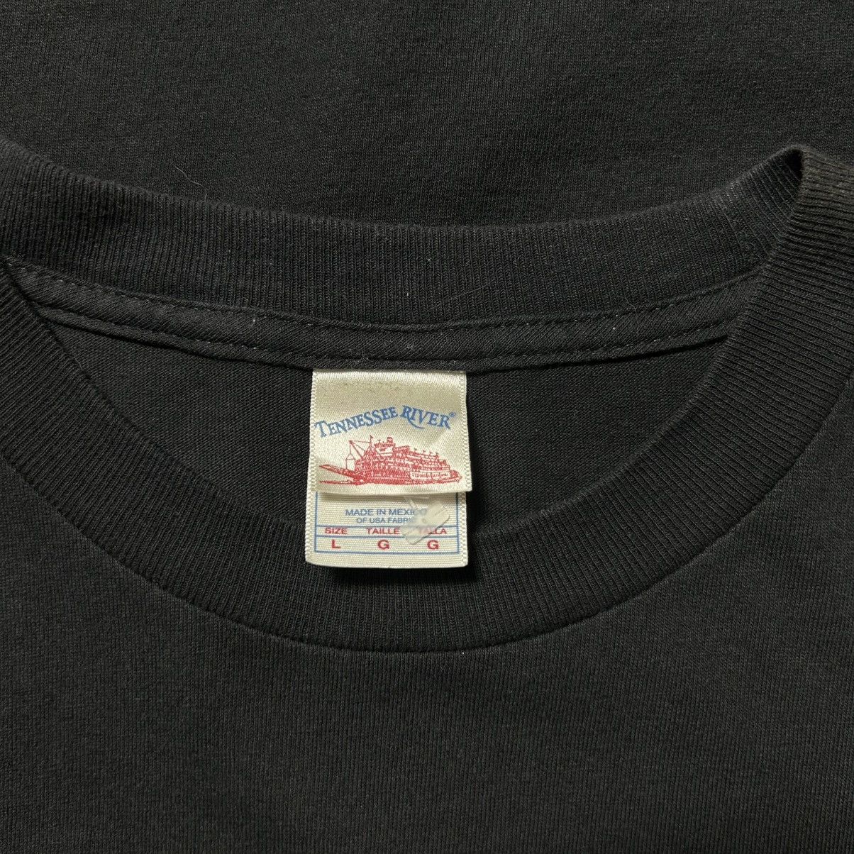 Vintage The Tragically Hip World Container 2006 Graphic T-Shirt Size US L / EU 52-54 / 3 - 6 Thumbnail