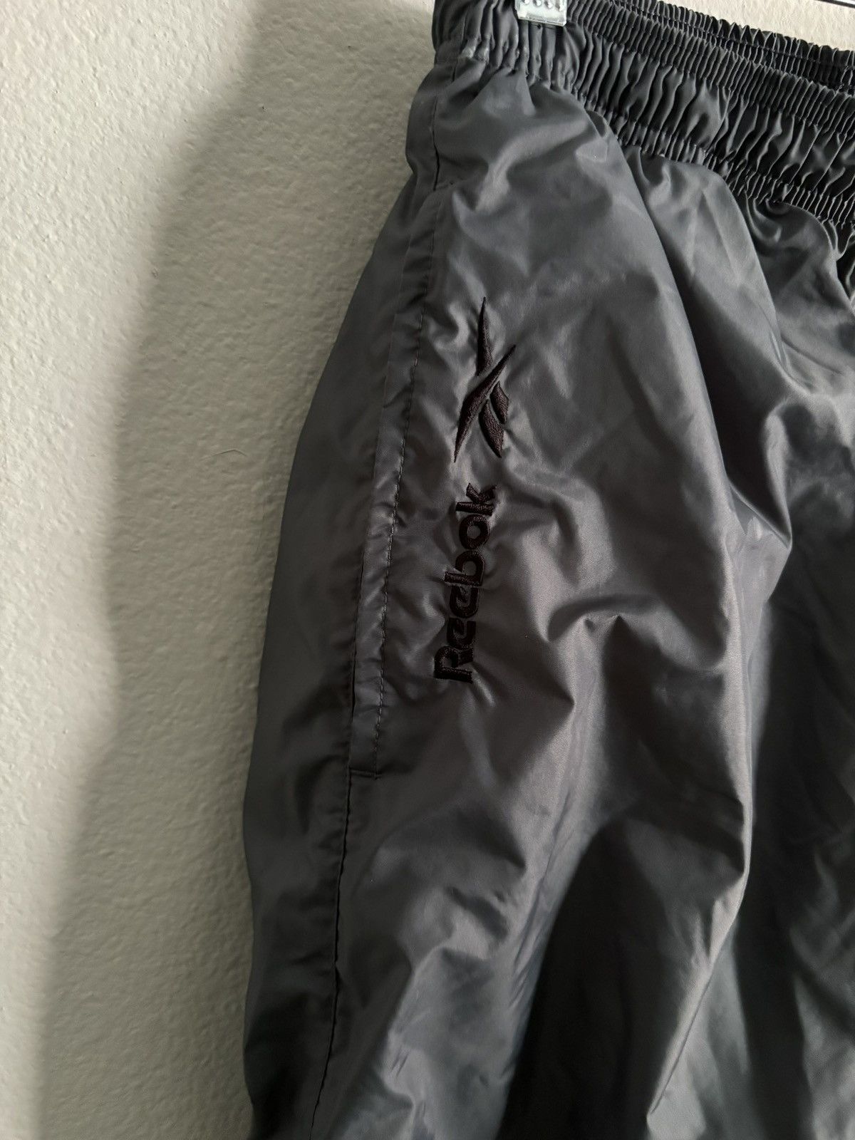 Reebok VINTAGE REEBOK GREY TRACKPANTS Size US 29 - 5 Thumbnail