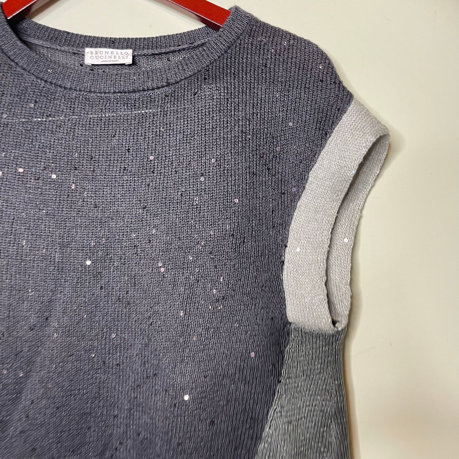 Brunello Cucinelli Brunello Cucinelli grey linen silk knit vest blouse sequin S Size S / US 4 / IT 40 - 9 Thumbnail