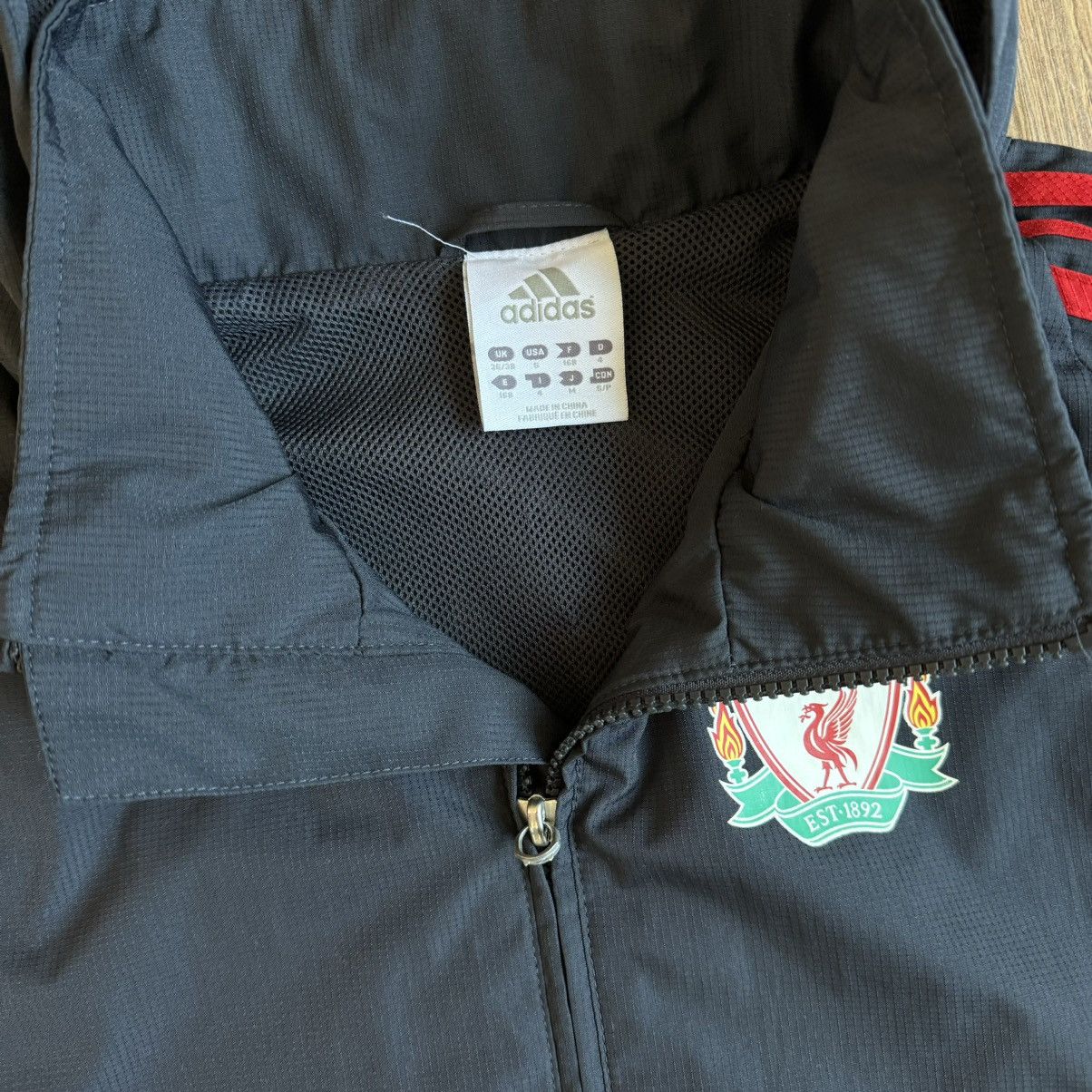 Adidas Vintage Adidas Liverpool Football Jacket Soccer Mens Size US S / EU 44-46 / 1 - 6 Thumbnail