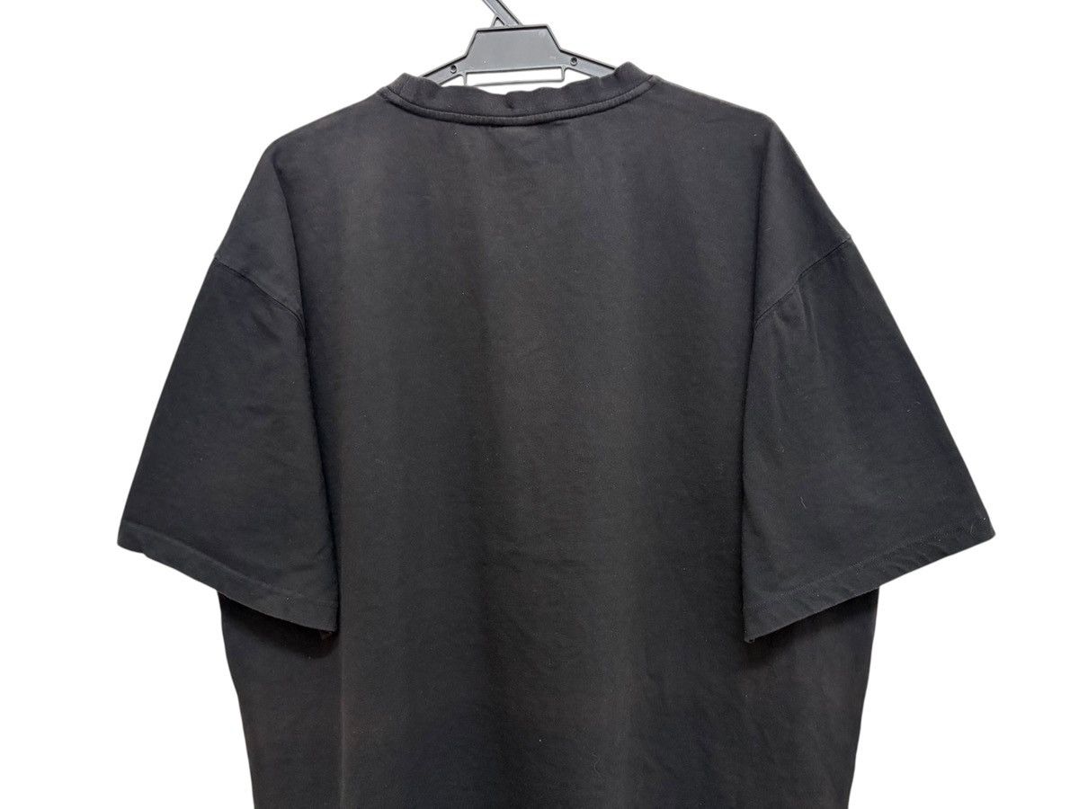 Pelle Pelle RARE 🔥 PELLE PELLE CADILLAC ESCALADE FULL EMBROIDERED BAGGY Size US XXL / EU 58 / 5 - 9 Thumbnail
