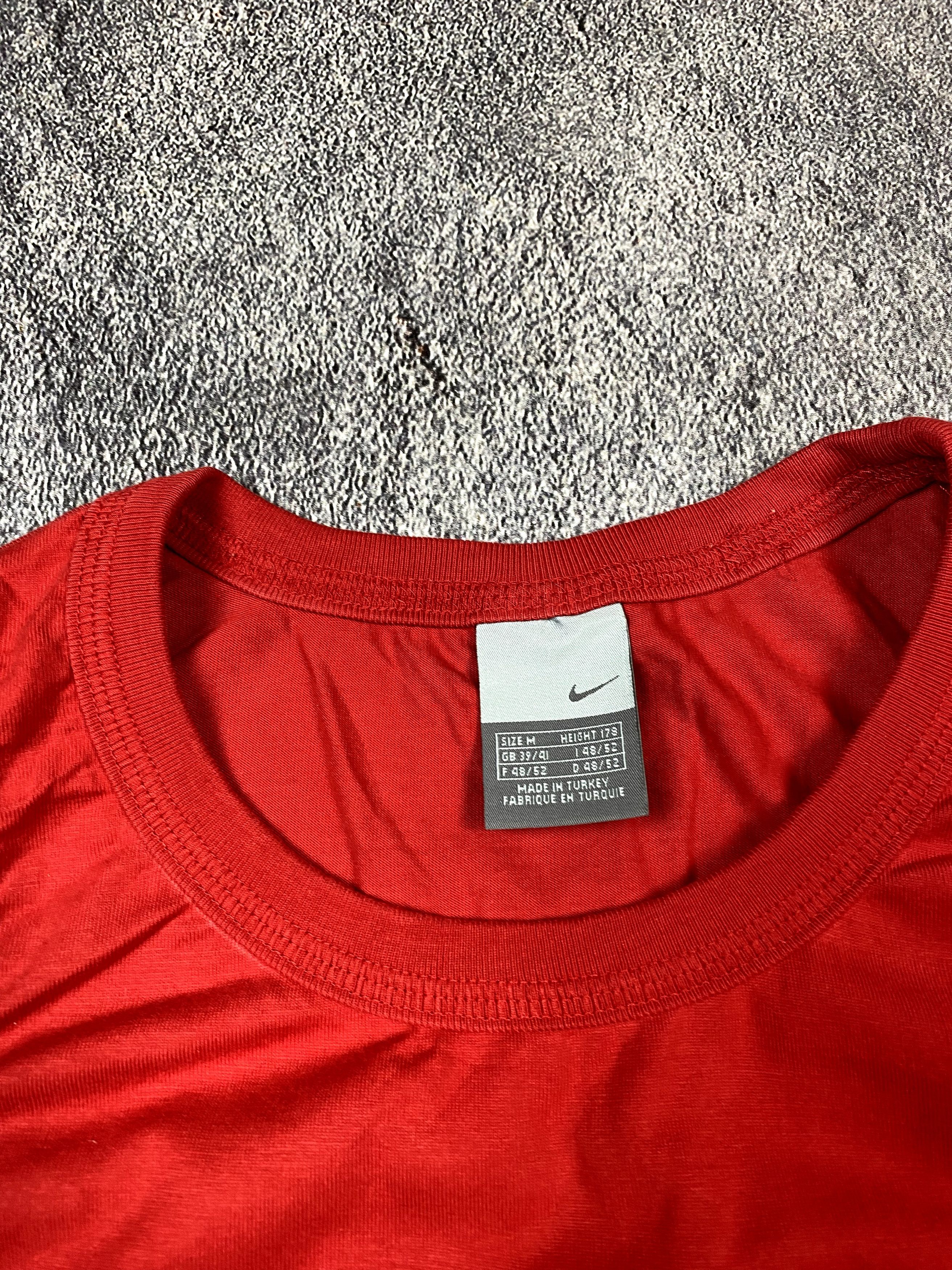 Nike × Vintage Vintage 00s Nike Red Tank Top Hype Streetwear Size US M / EU 48-50 / 2 - 4 Thumbnail