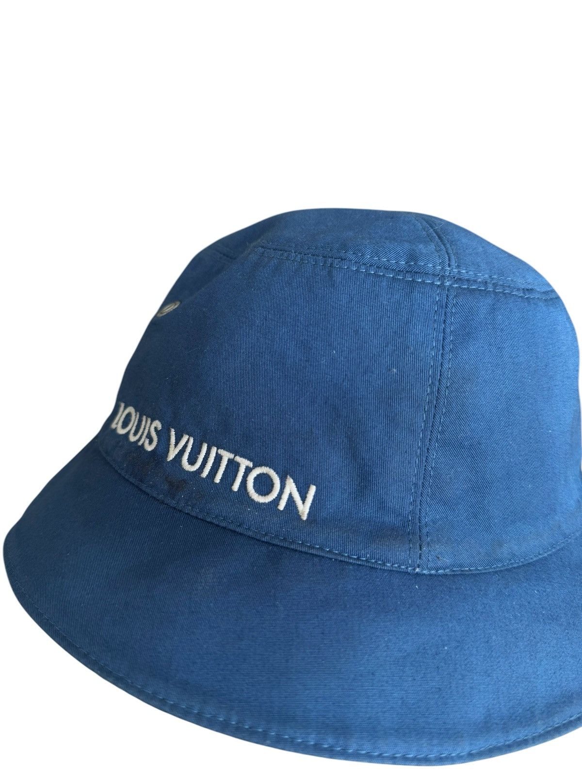 Louis Vuitton 2000’s Denim Monogram LV Reversible Bucket Hat Size ONE SIZE - 4 Thumbnail