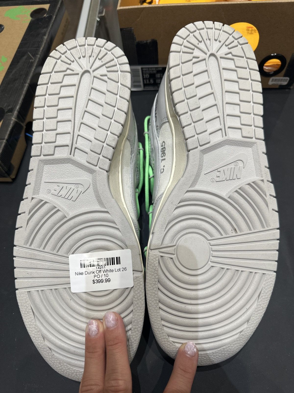 Nike × Off-White Nike Off-White Dunk Low Lot 26 Size US 10 / EU 43 - 5 Thumbnail
