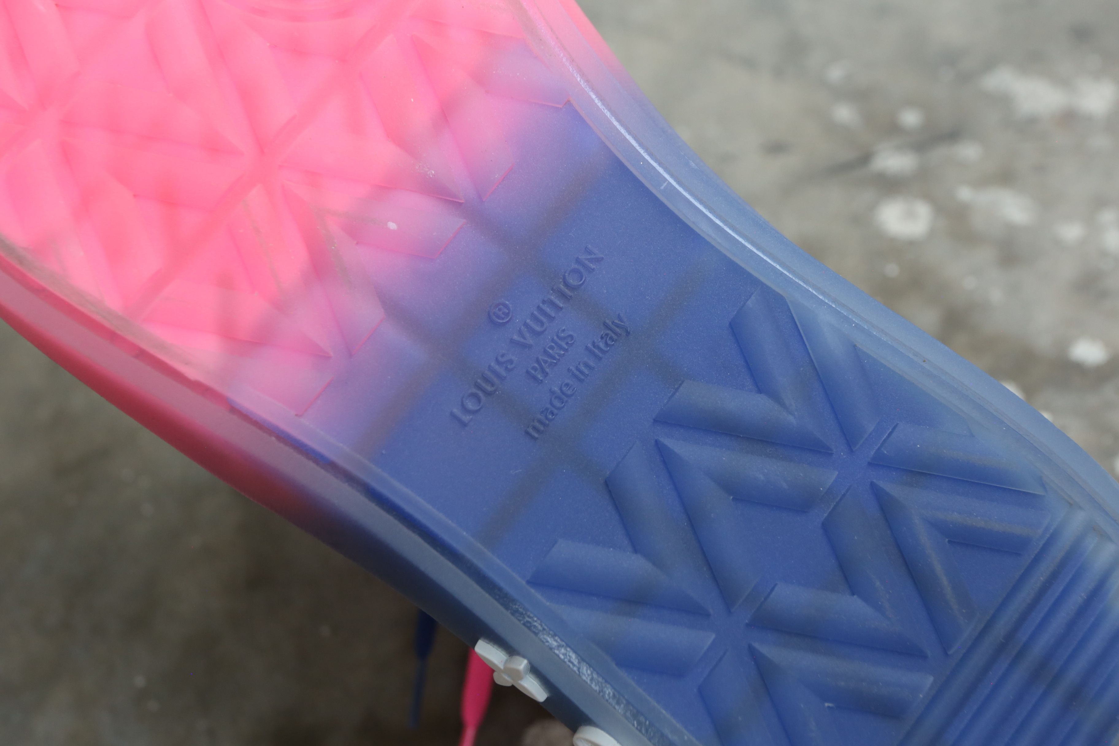 LV - VA - S/S 22 - Taurillon Illusion Ollie Sneakers
