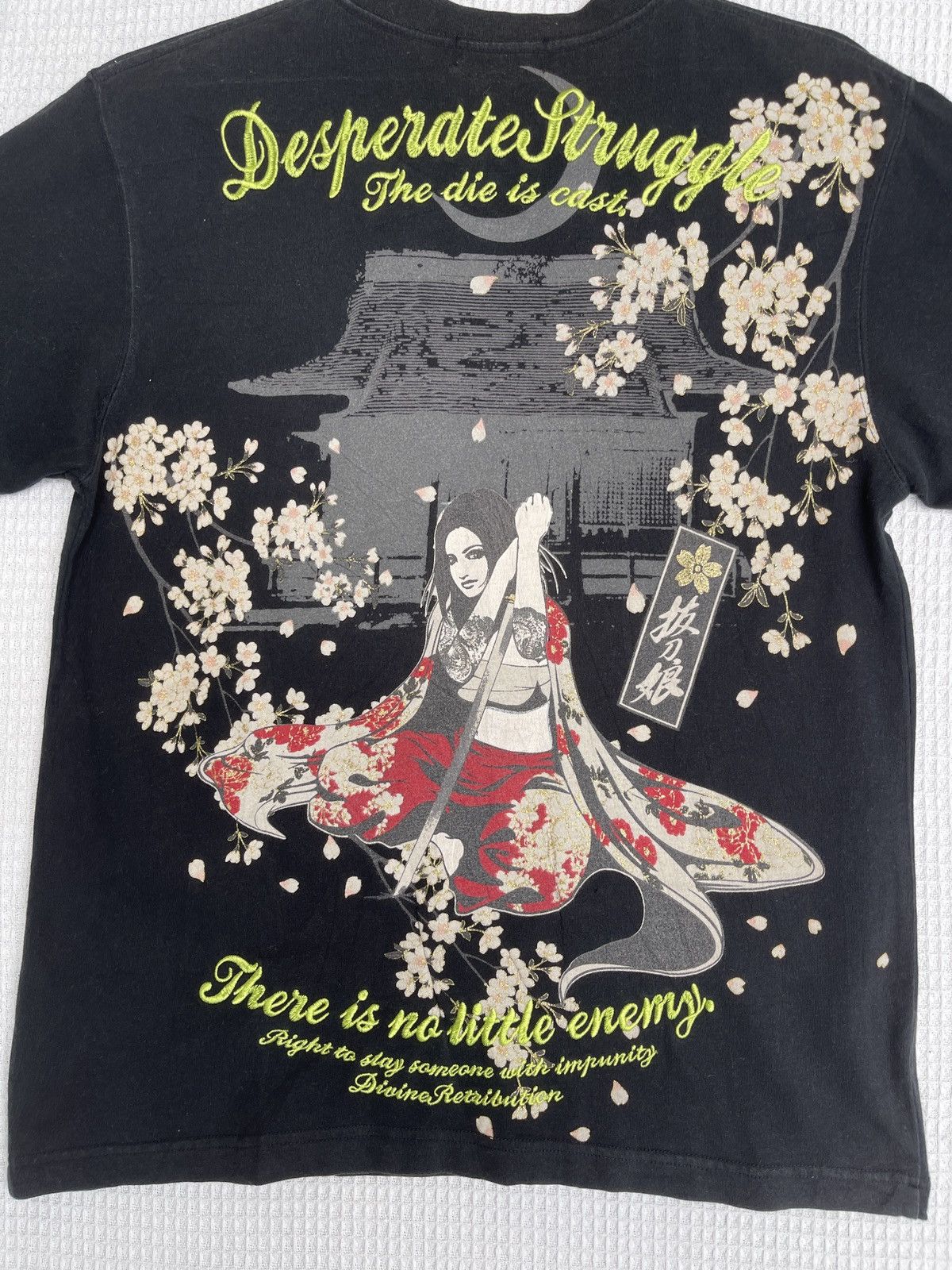 Karakuri Tamashii Last Drop🔥Rare🔥Japanese Divine Retribution Sukajan T-Shirt Size US M / EU 48-50 / 2 - 10 Thumbnail