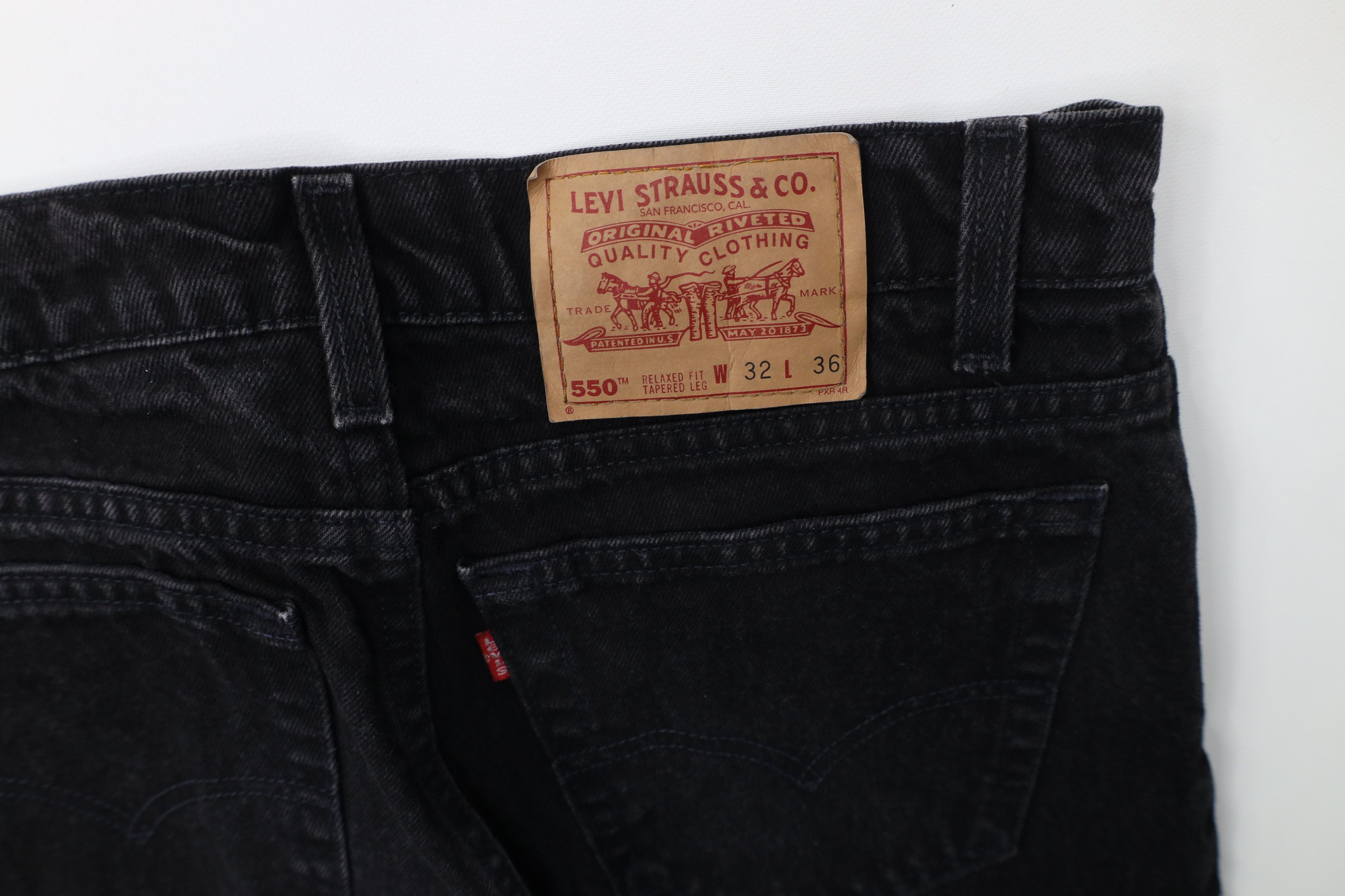 Levi's Vintage 90s Levis Relaxed Tapered Leg Denim Jeans Black USA Size US 32 / EU 48 - 13 Thumbnail