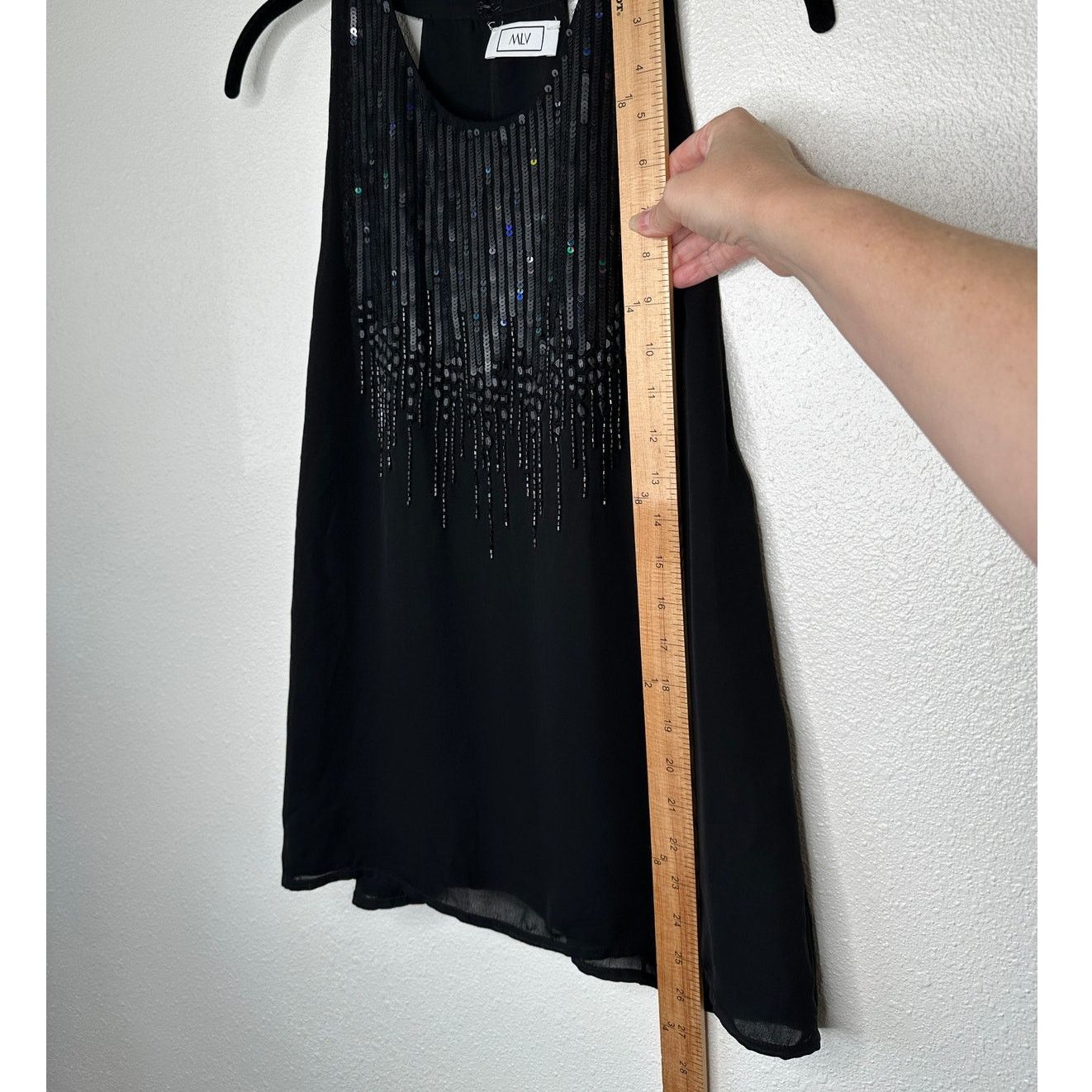 Other MLV Black Sequin Beads Sleeveless Keyhole Back Tank Blouse M Size M / US 6-8 / IT 42-44 - 9 Thumbnail