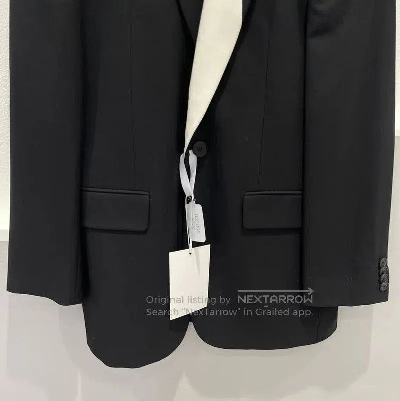 Givenchy Givenchy Black Long-Sleeve Outerwear for Men . Size US M / EU 48-50 / 2 - 4 Thumbnail
