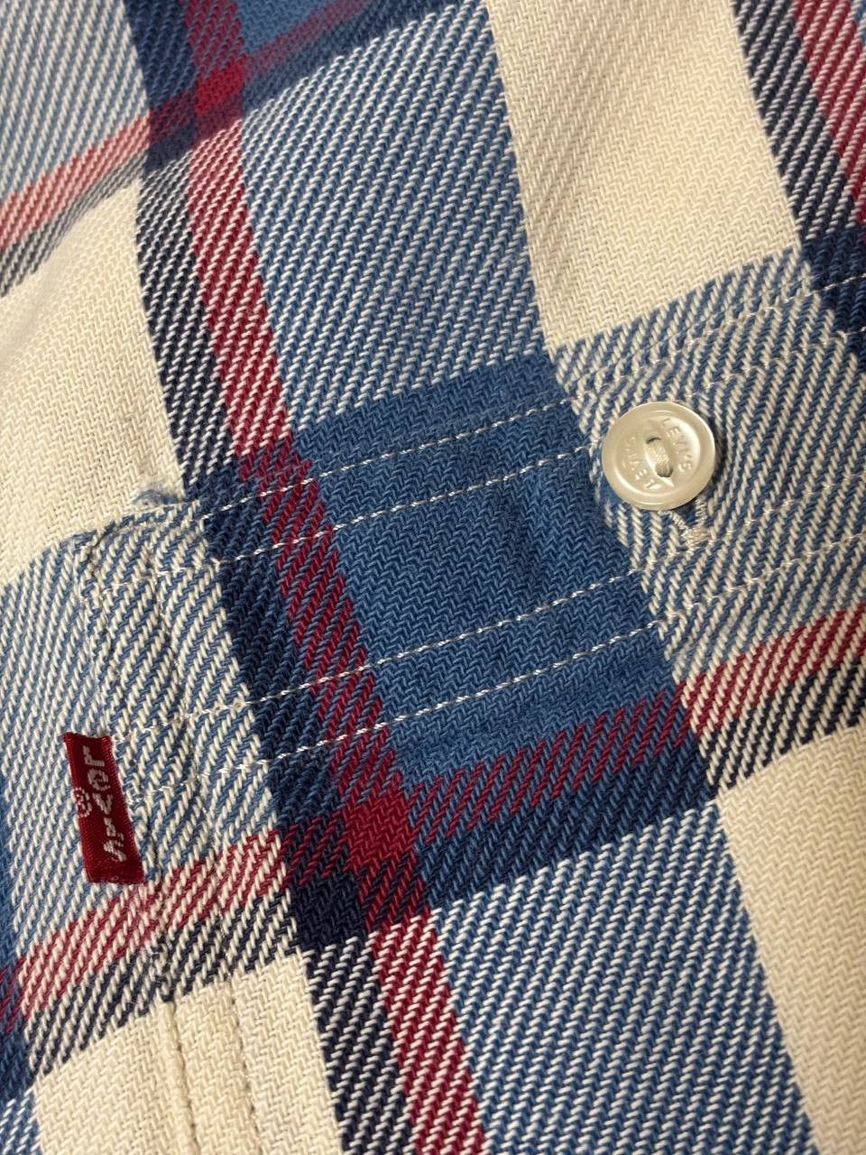 Levi's Levi's Vintage blue checkered shirt size L Size US L / EU 52-54 / 3 - 14 Thumbnail
