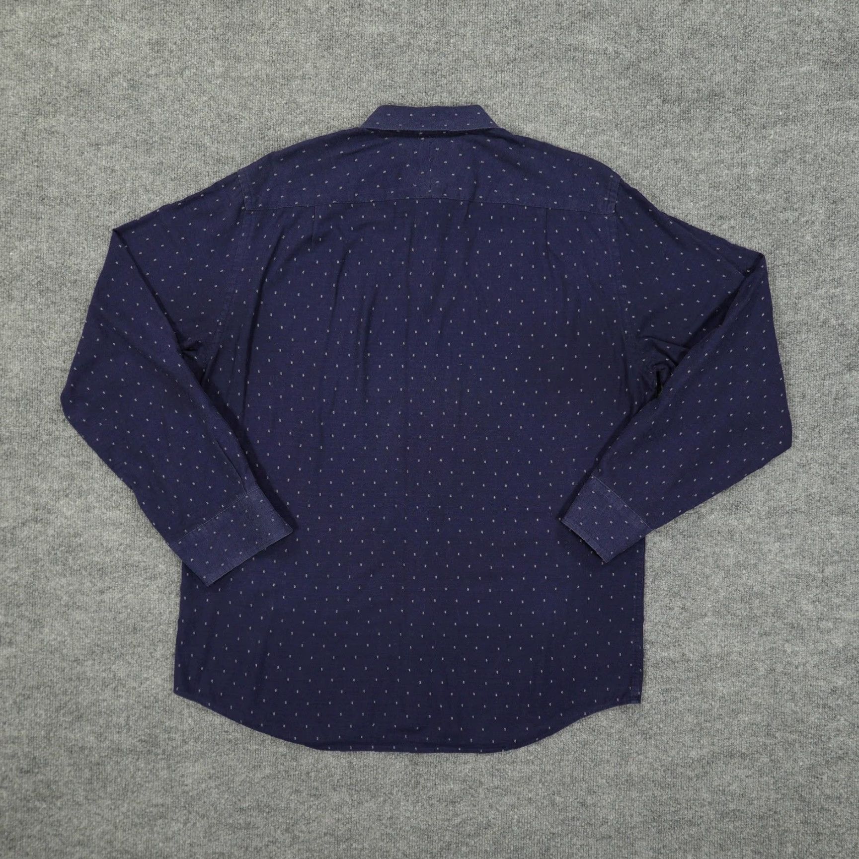 Charles Tyrwhitt Charles Tyrwhitt Button-Down Shirt Mens Large Navy Blue Classic Fit Micro Dot Size US L / EU 52-54 / 3 - 5 Thumbnail
