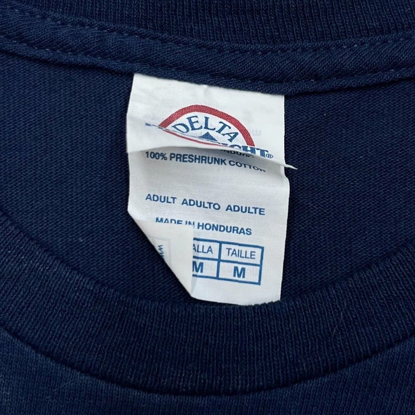 Delta Delta Las Vegas “Nevada” USA Embroidered Souvenir Graphic T-Shirt Navy Medium Mens Size US M / EU 48-50 / 2 - 5 Thumbnail