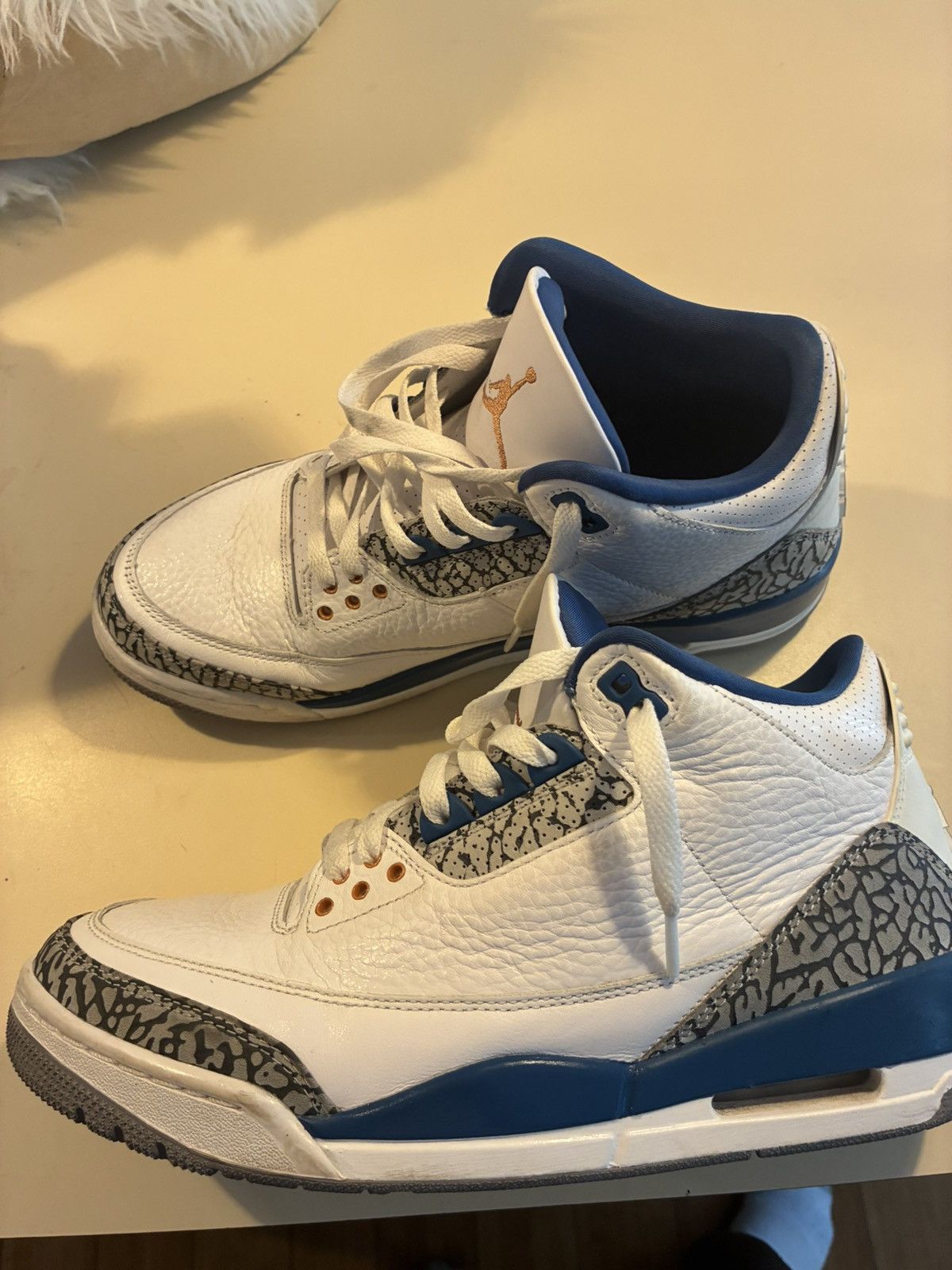 Other Jordan Retro 3 Size US 9.5 / EU 42-43 - 7 Thumbnail
