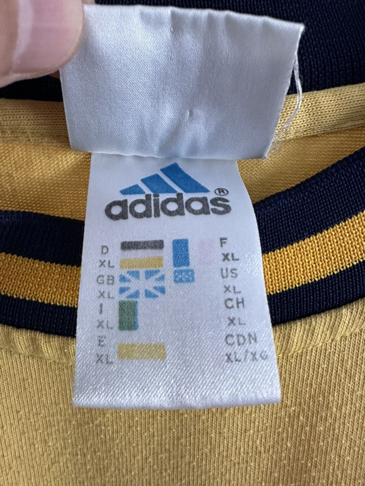 Adidas 90’s Adidas Basketball Vintage crewneck sweatshirt yellow Size US XL / EU 56 / 4 - 7 Thumbnail