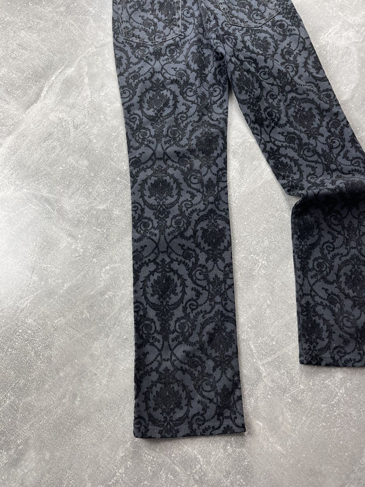 Just Cavalli Roberto Cavalli Archives Damask Baroque Pattern Pants 2000s Size 28" / US 6 / IT 42 - 4 Thumbnail