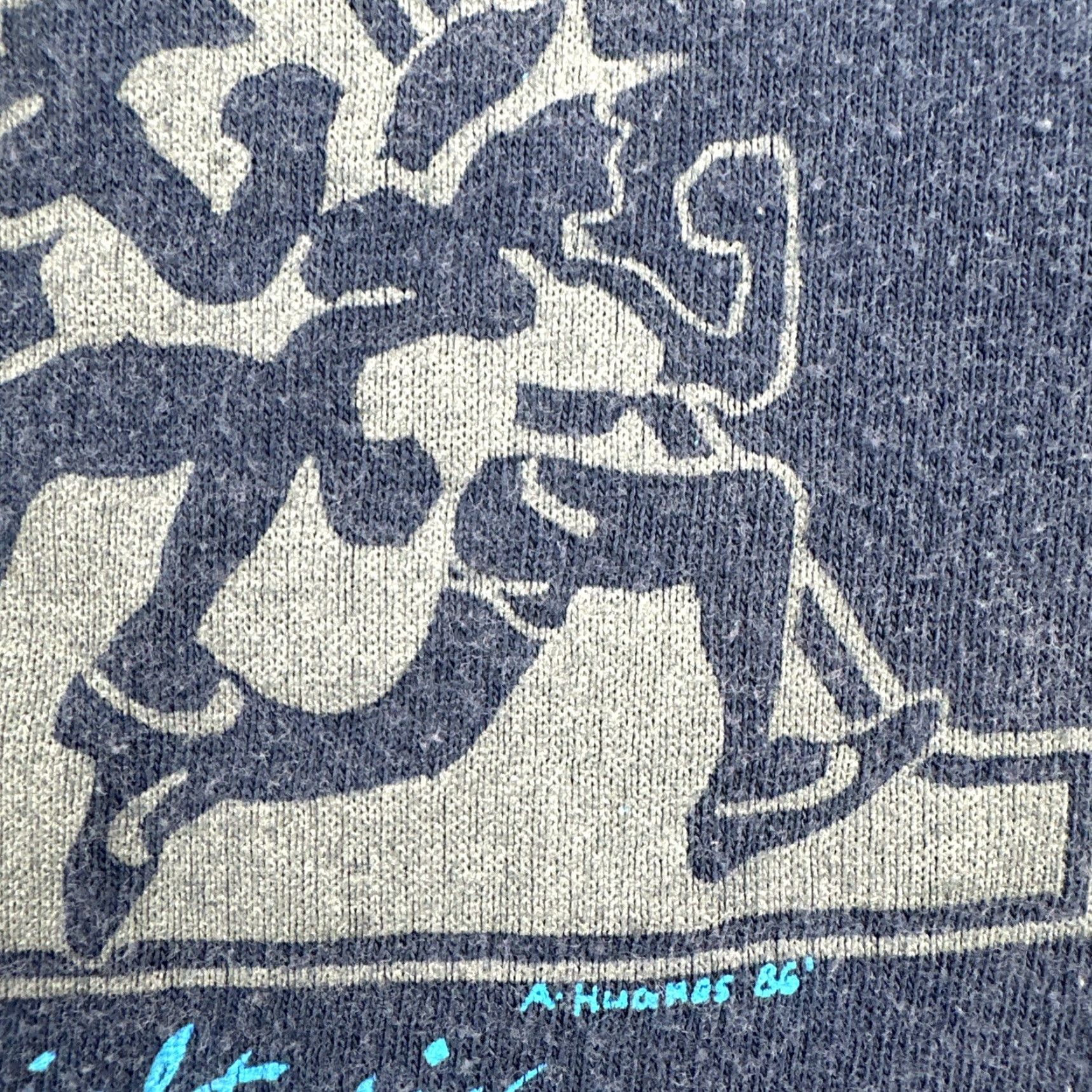 Nike VINTAGE Nike Blue Tag L Blue T Shirt SS Made In USA 1986 Nuts Ta Zotts Marathon Tee Mens Size US L / EU 52-54 / 3 - 6 Thumbnail
